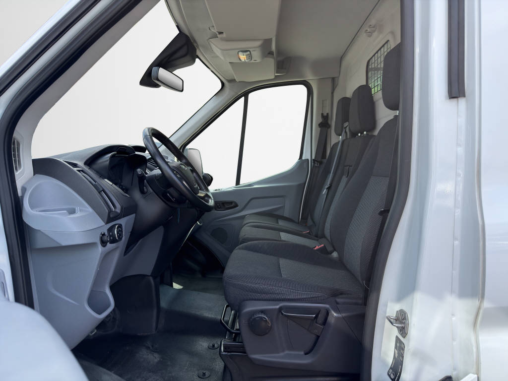 FORD Transit Van 350 L2H2 2.2 TDCi 155 Trend 4x4-image-8