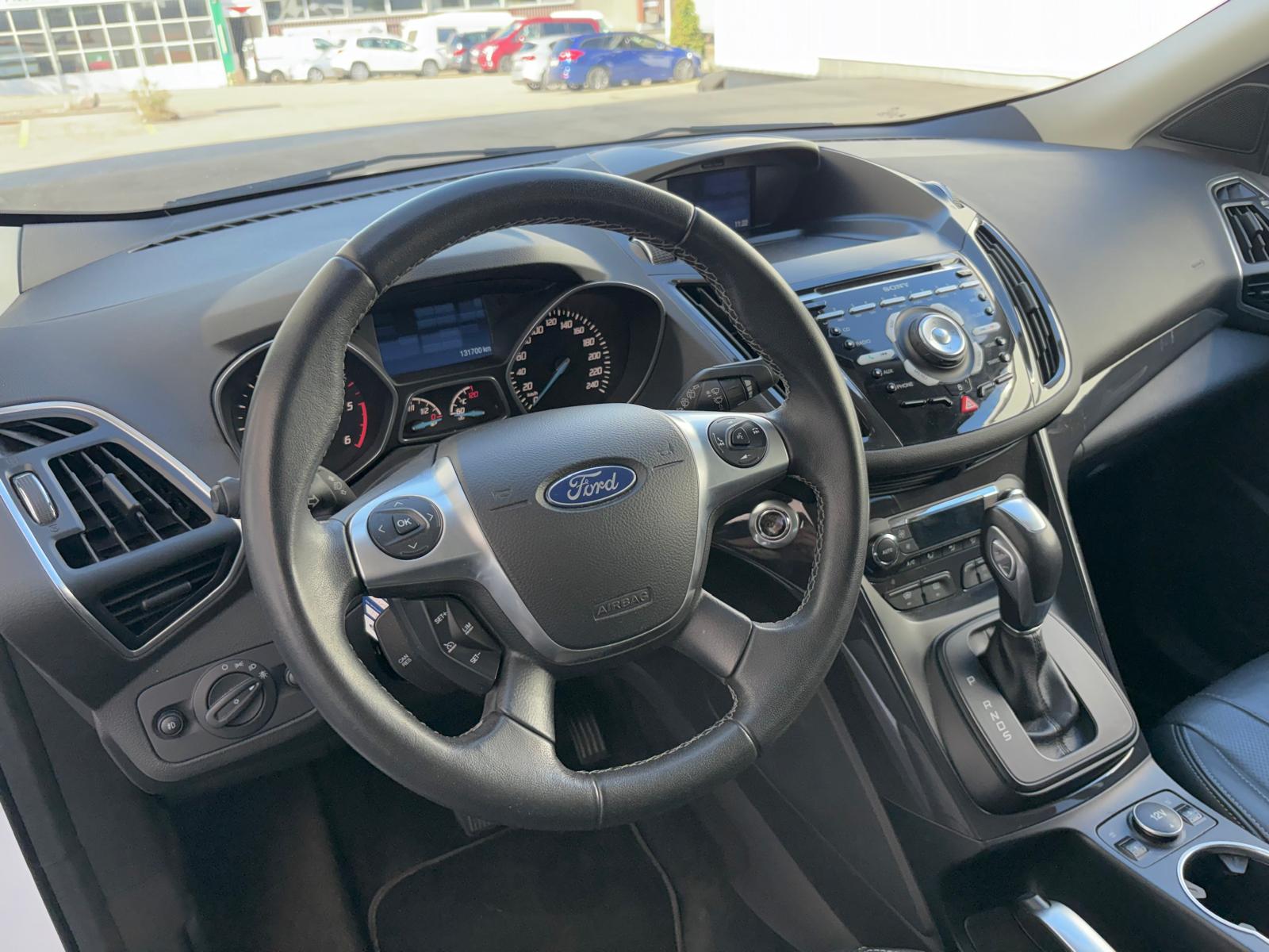 FORD Kuga 2.0 TDCi Titanium S 4WD PowerShift-image-7