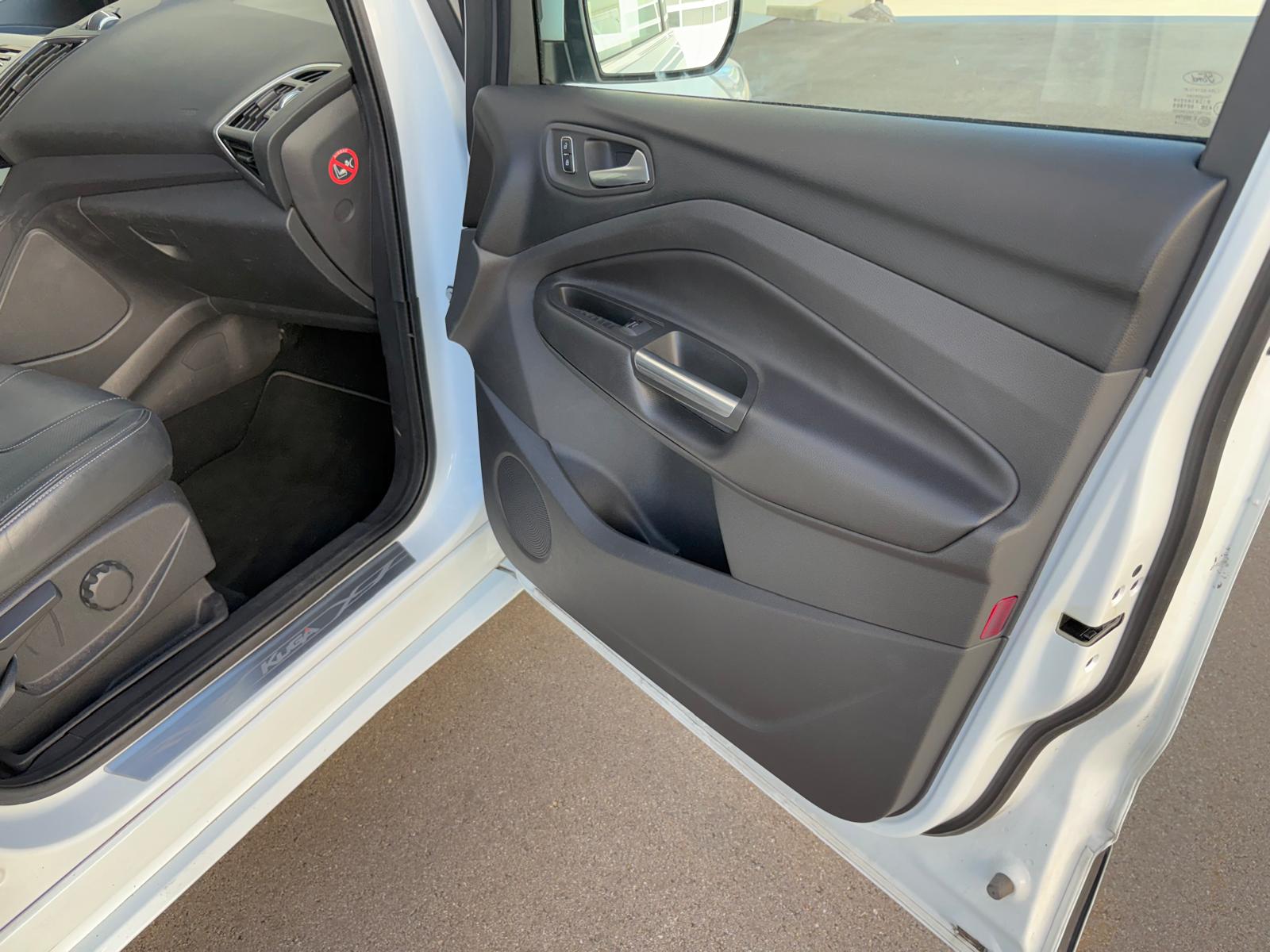 FORD Kuga 2.0 TDCi Titanium S 4WD PowerShift-image-10