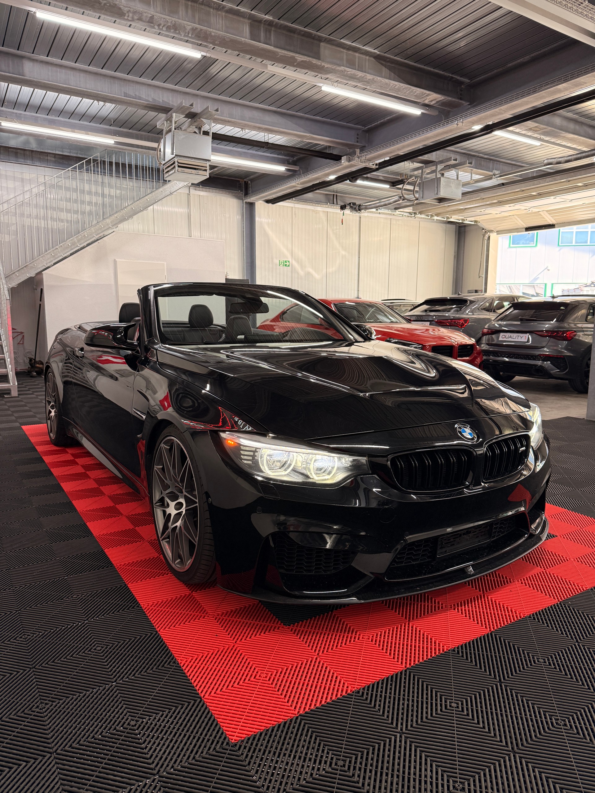 BMW M4 Cabriolet DKG-image-3