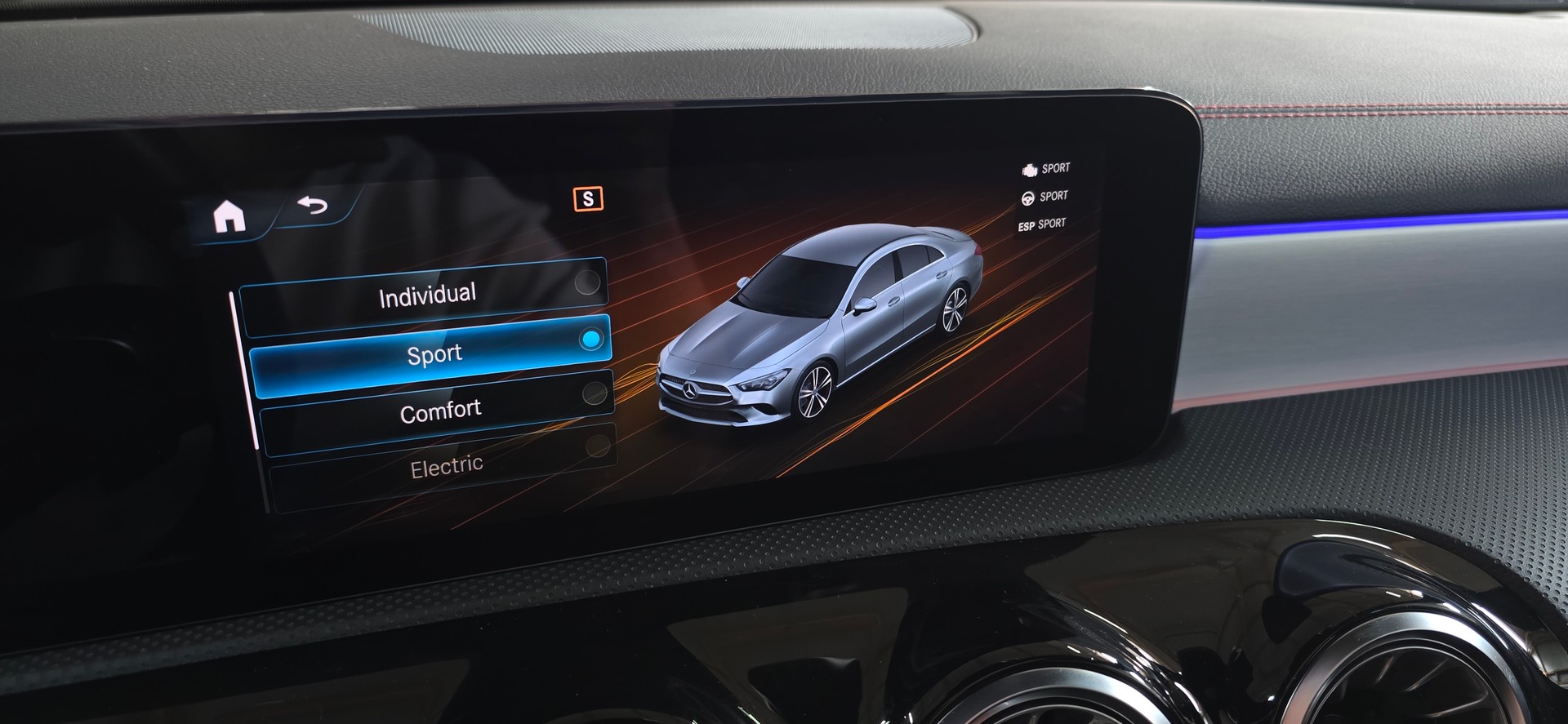 MERCEDES-BENZ CLA 250 e AMG Line 8G-DCT *Sitzheizung*Aktiver Spurhalteassistent*Aktiver Bremsassistent*Rückfahrkamera*Ambientebeleuchtung*-image-20