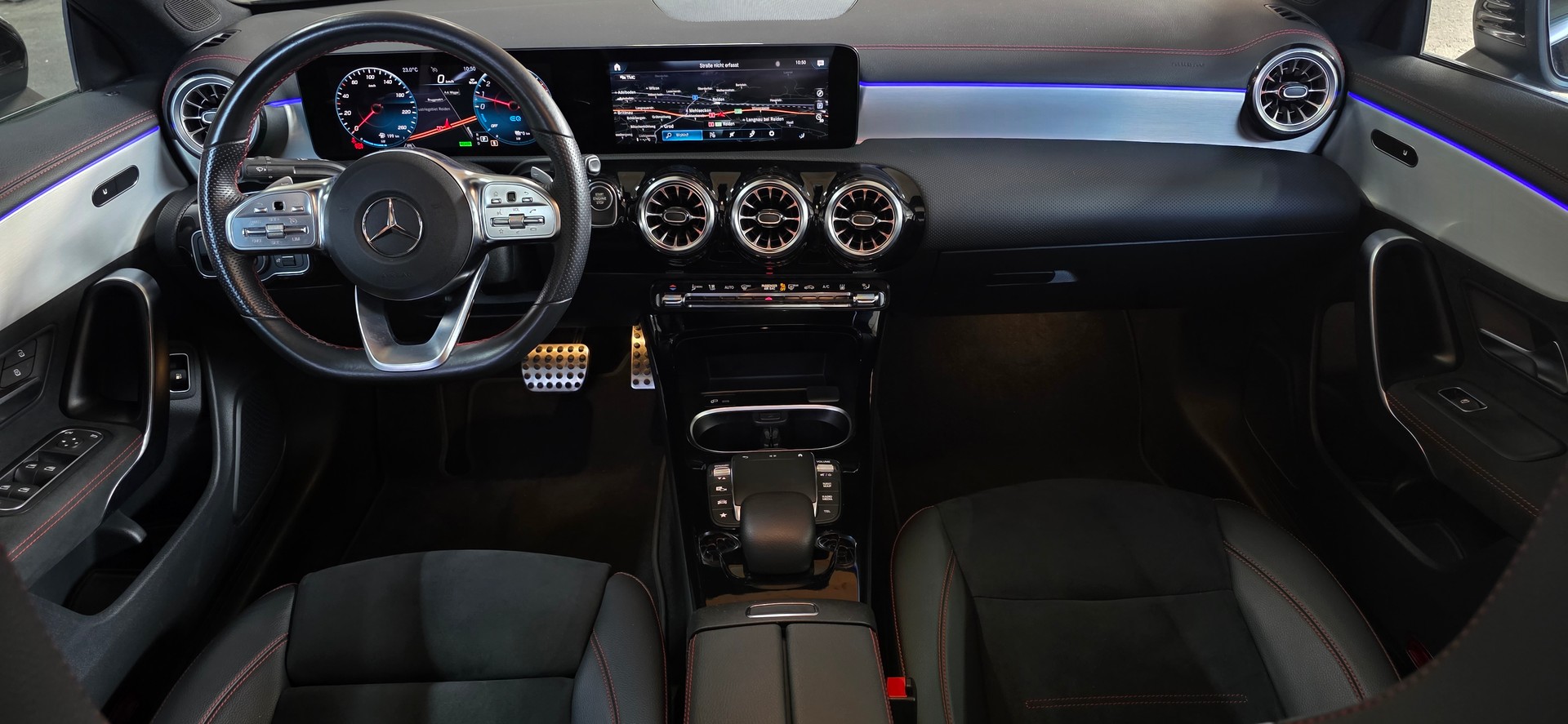 MERCEDES-BENZ CLA 250 e AMG Line 8G-DCT *Sitzheizung*Aktiver Spurhalteassistent*Aktiver Bremsassistent*Rückfahrkamera*Ambientebeleuchtung*-image-11