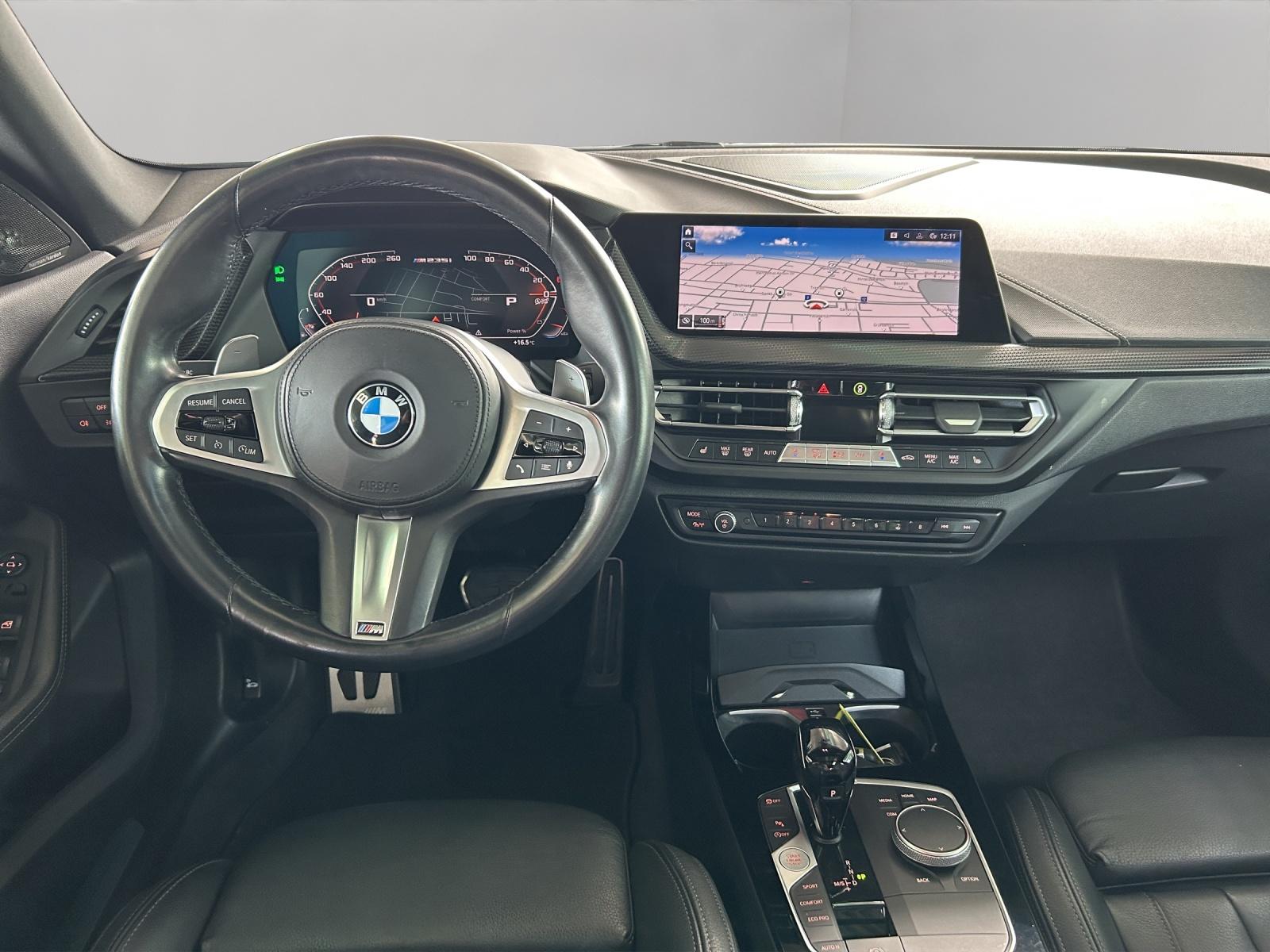 BMW M235i xDrive Gran Coupé-image-7