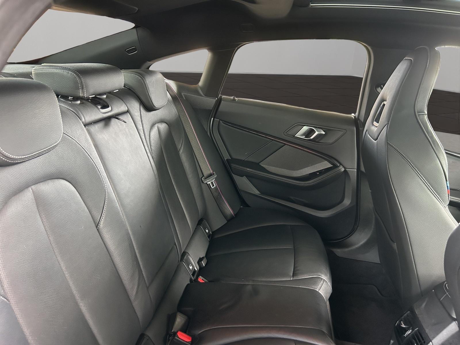 BMW M235i xDrive Gran Coupé-image-22