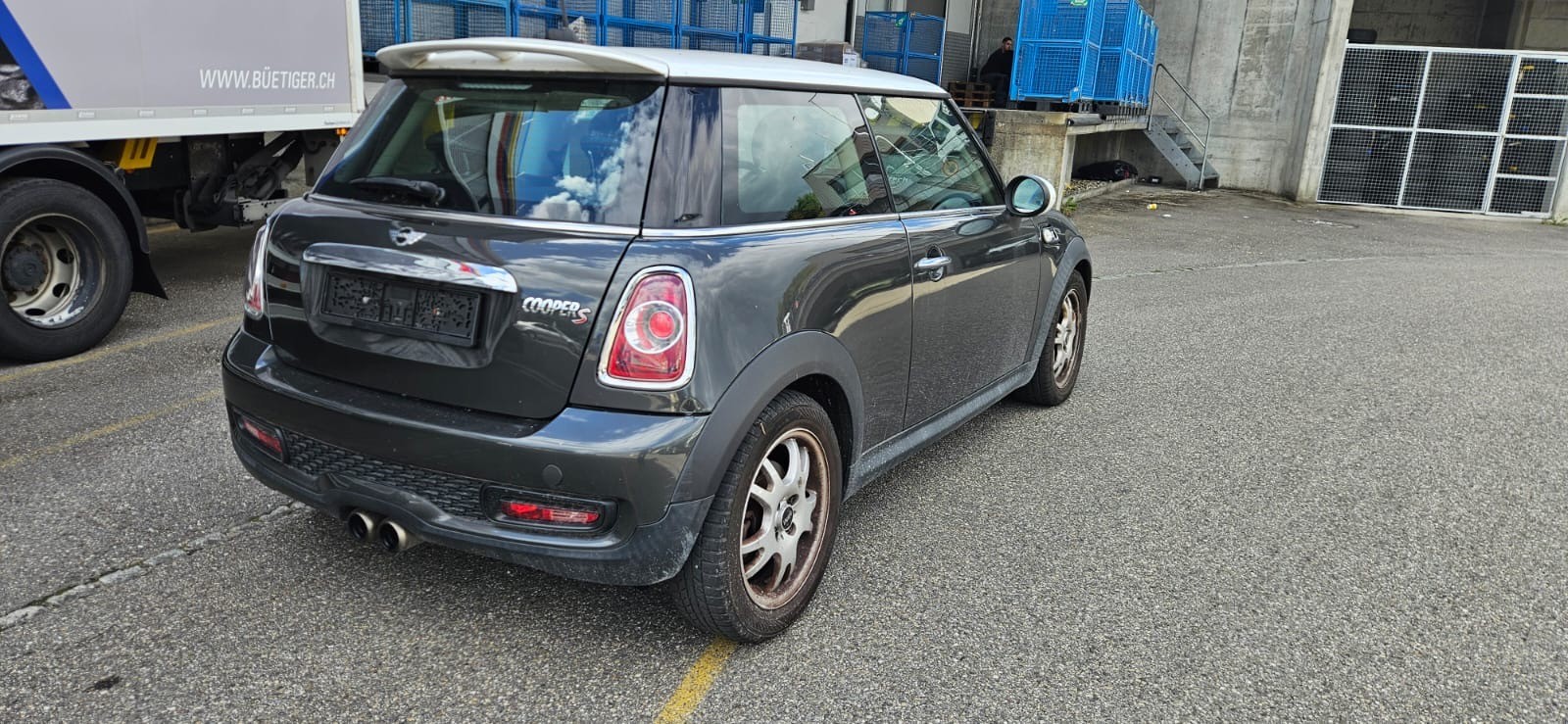 MINI Cooper S-image-2