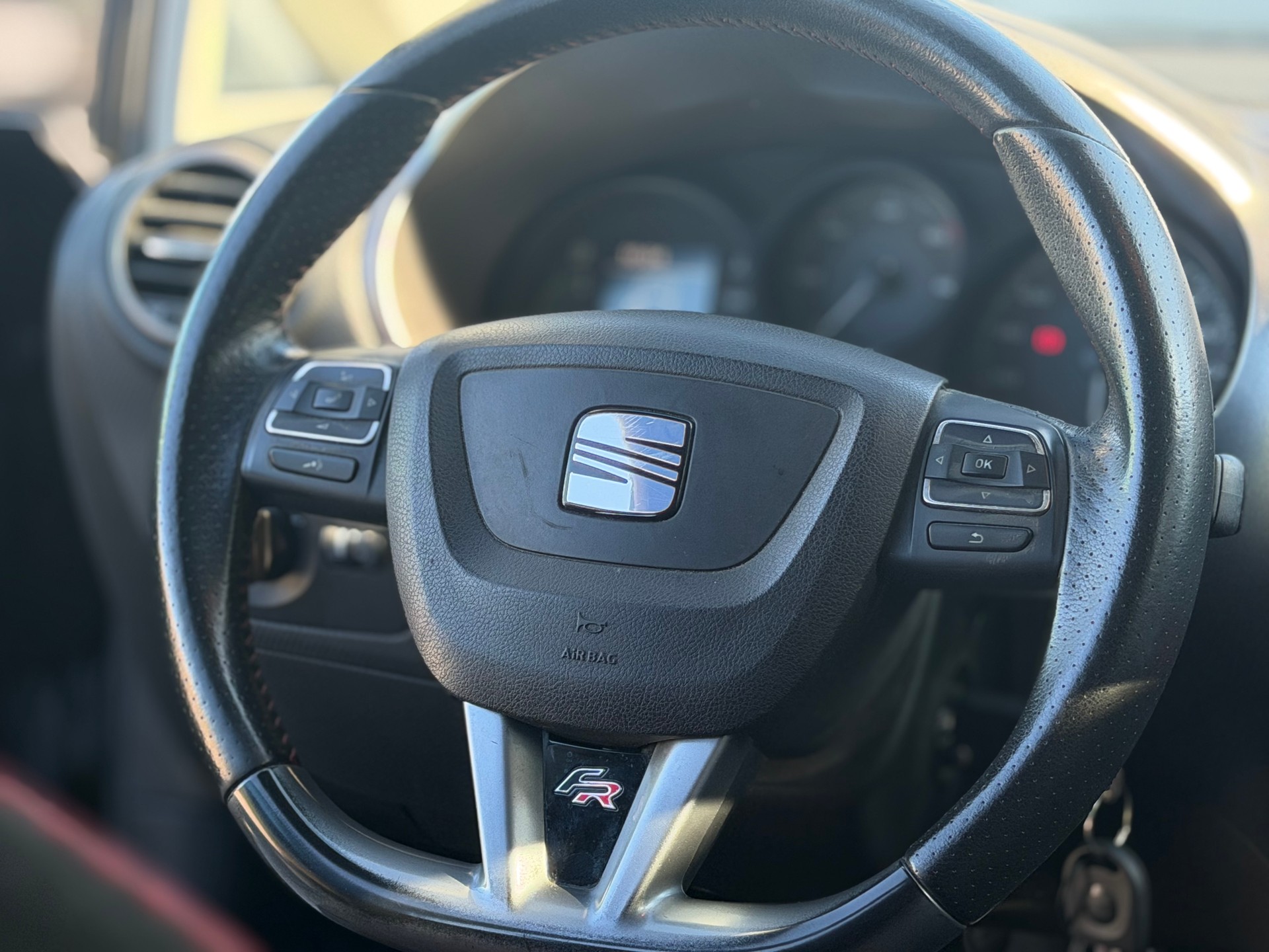 SEAT Leon 2.0 TDI FR-image-7