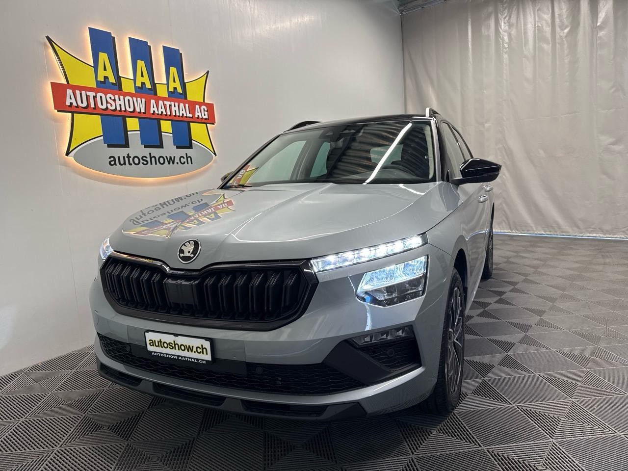 SKODA Kamiq 1.0 TSI Selection Black Pack-image-15