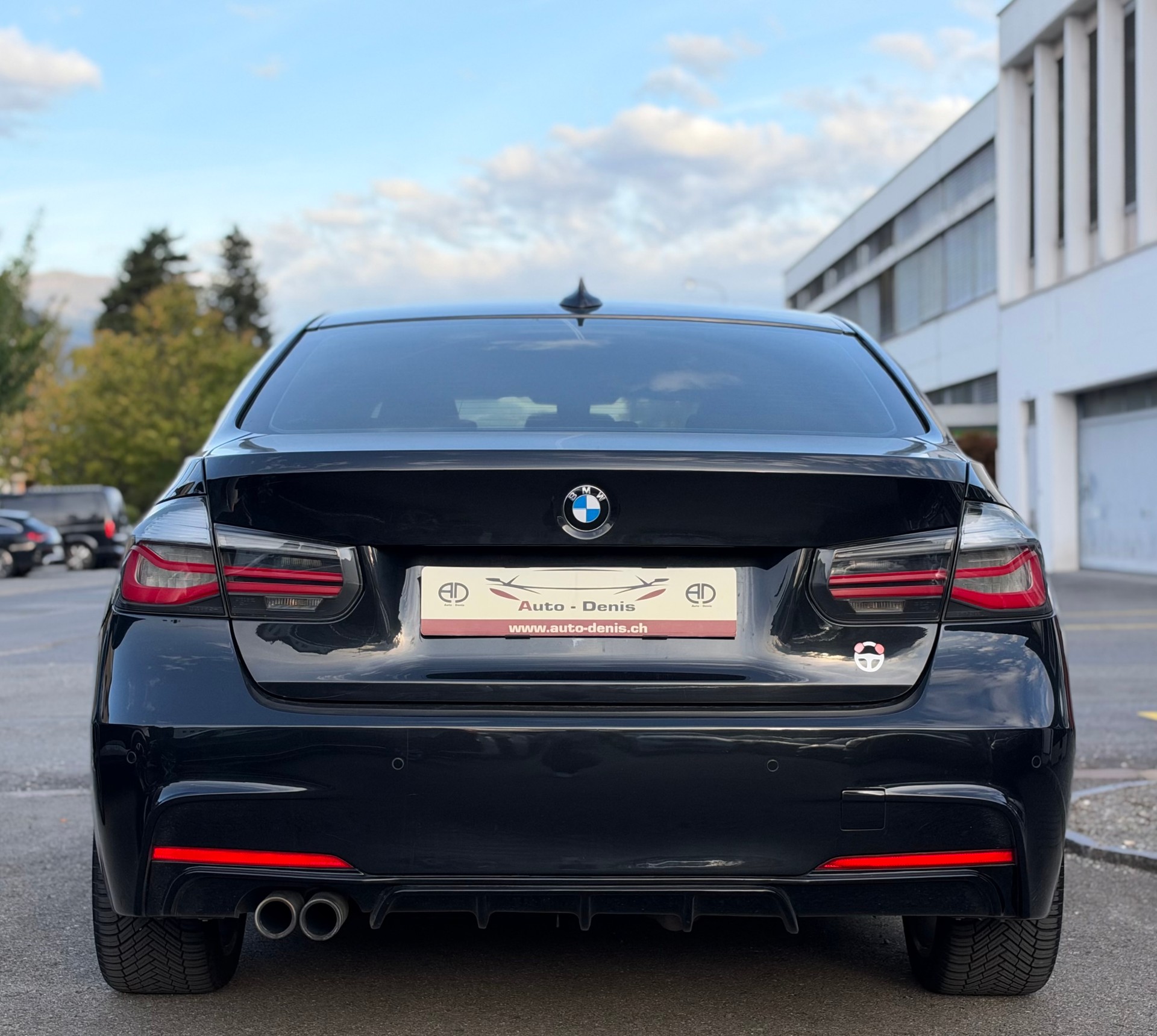 BMW 330d xDrive SAG-image-5