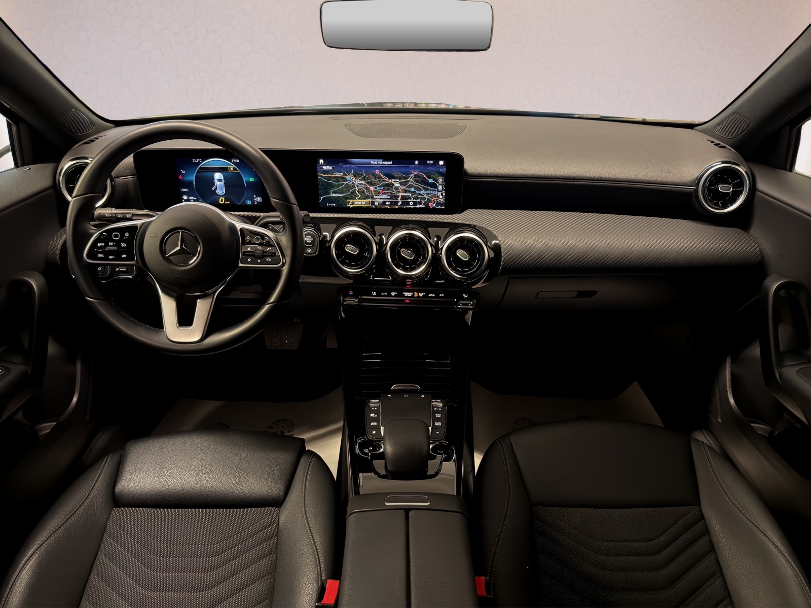 MERCEDES-BENZ A 180 d Style 8G-DCT-image-3