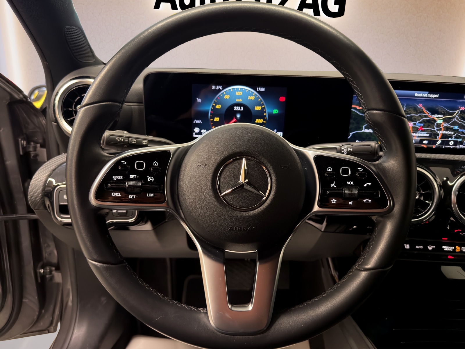 MERCEDES-BENZ A 180 d Style 8G-DCT-image-10