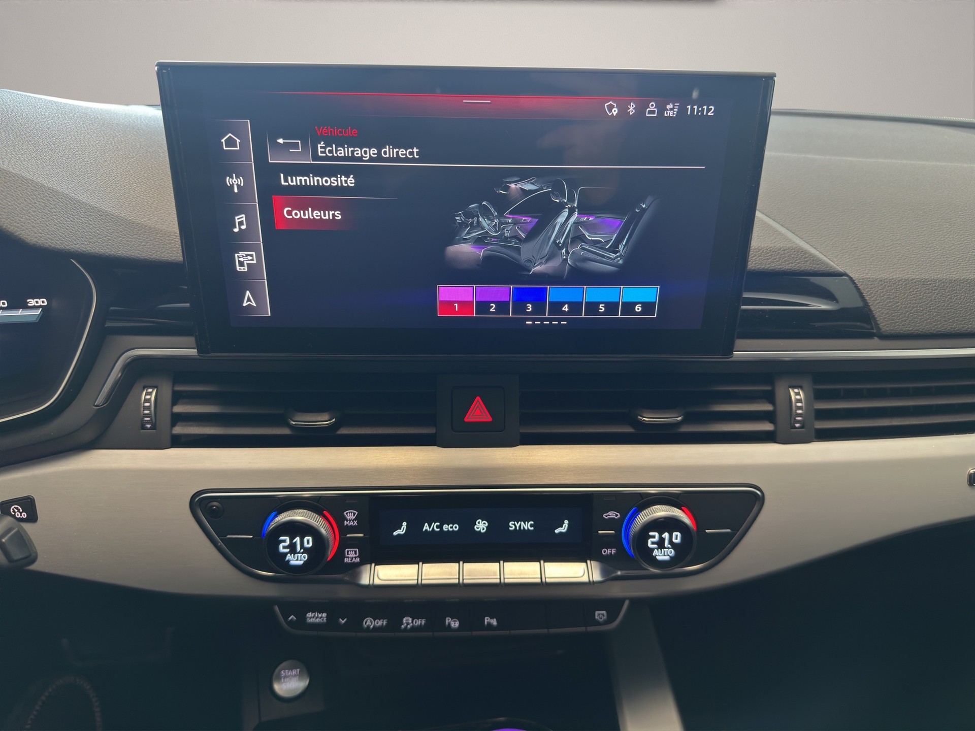 AUDI A4 Avant 40 TDI S line Attraction quattro S-tronic-image-16