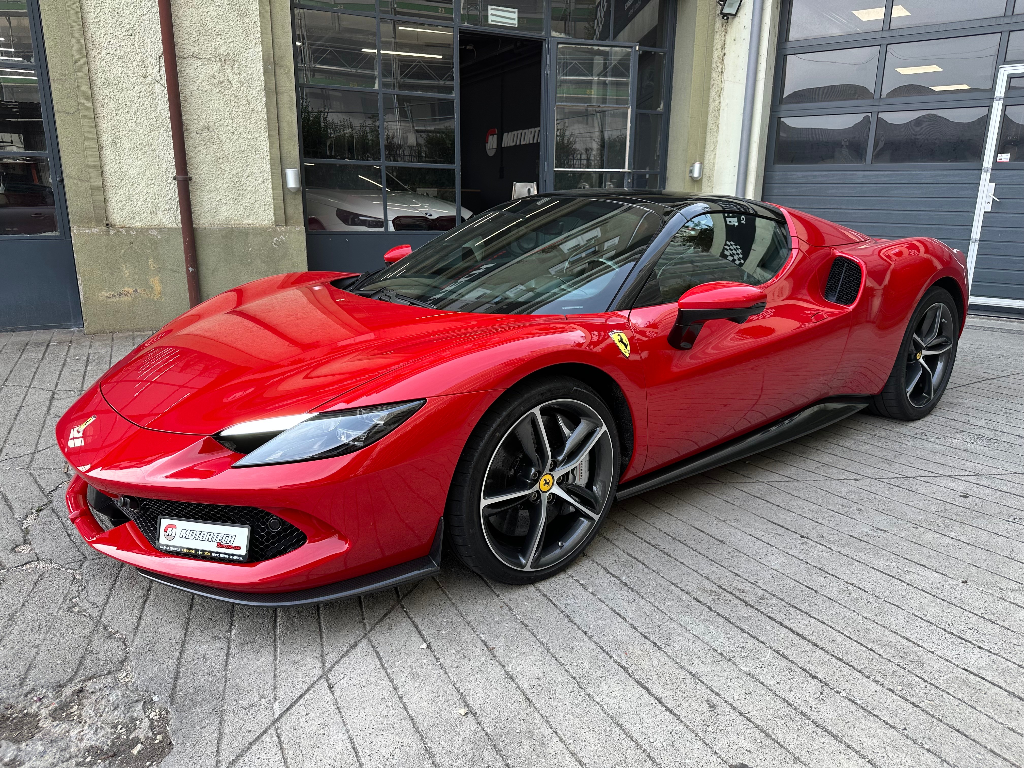 Car photo