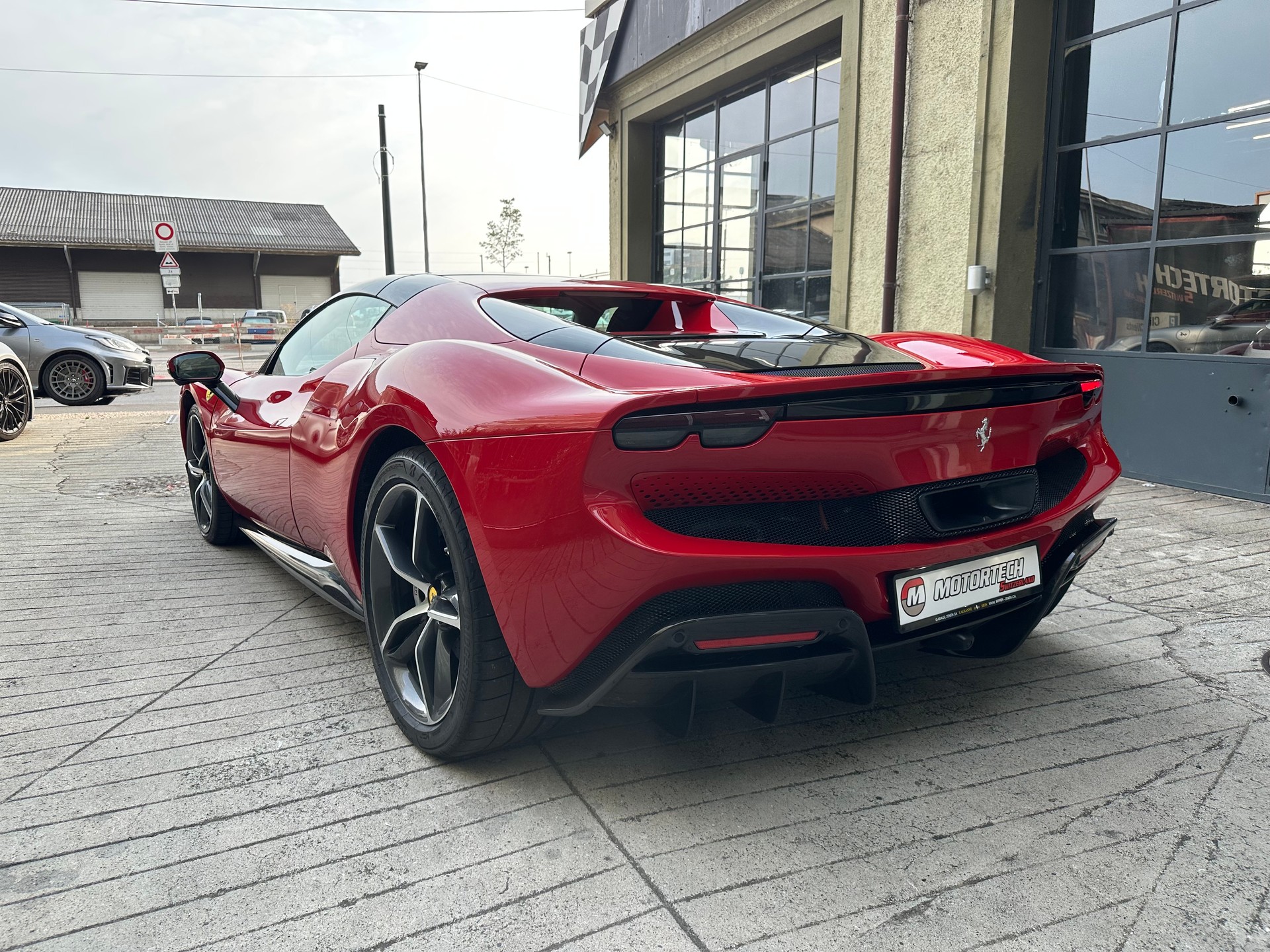 FERRARI 296 GTS-image-1
