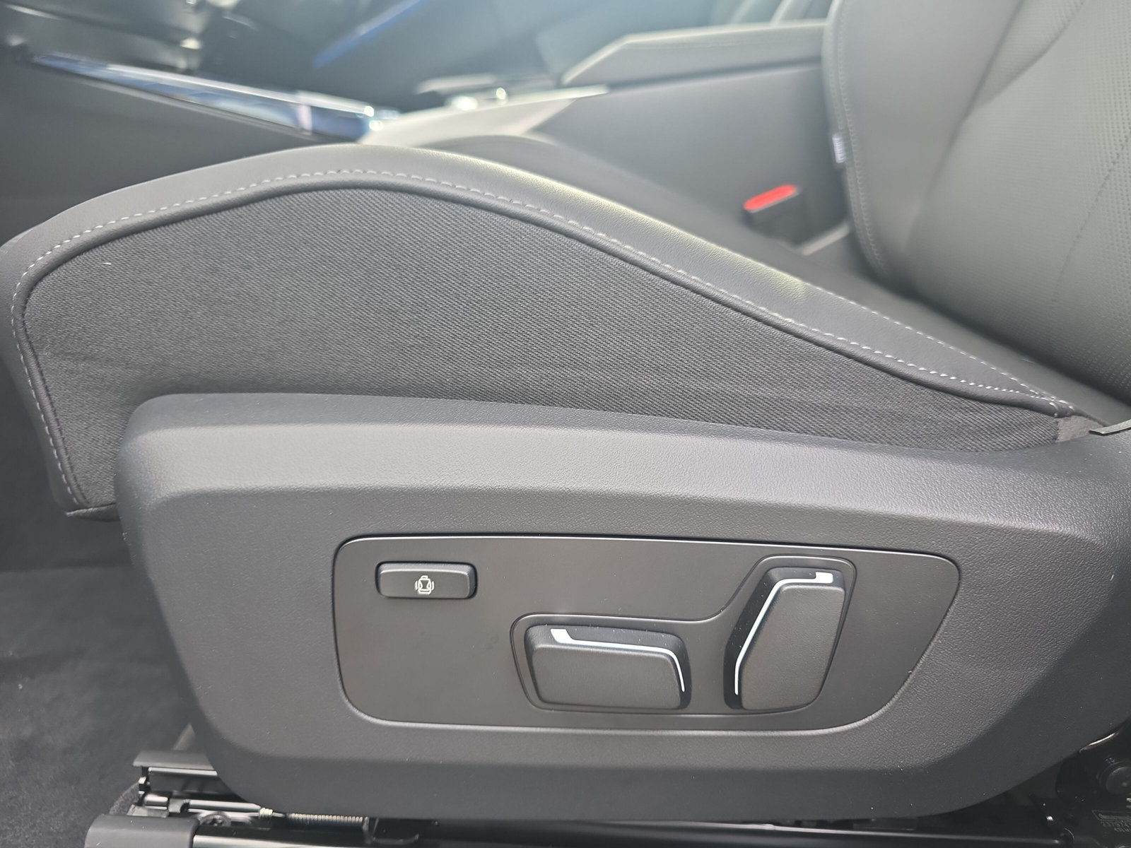 BMW X3 xDrive 48V 20d M Sport-image-19