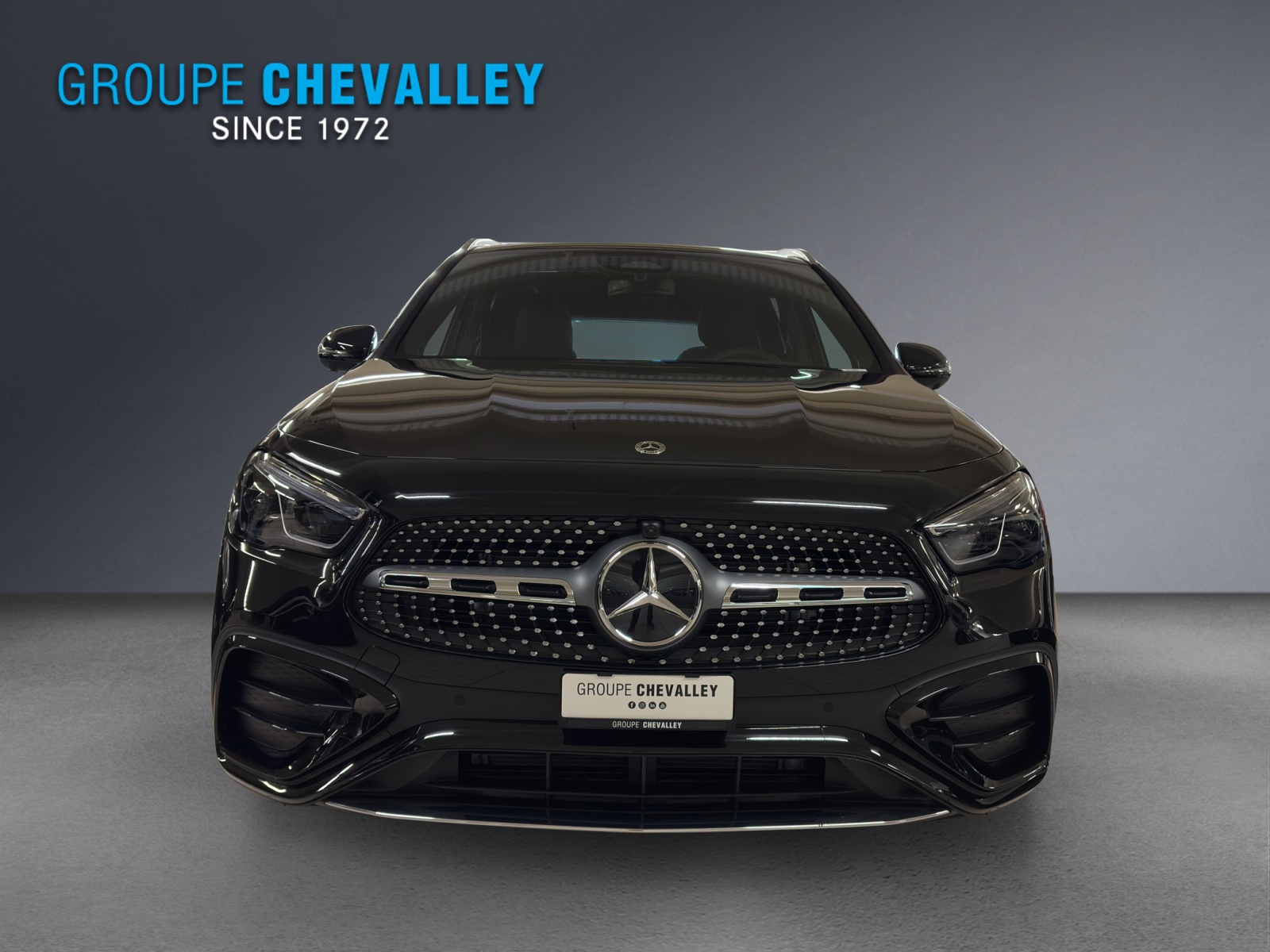 MERCEDES-BENZ GLA 220 4M-showroom-element-3