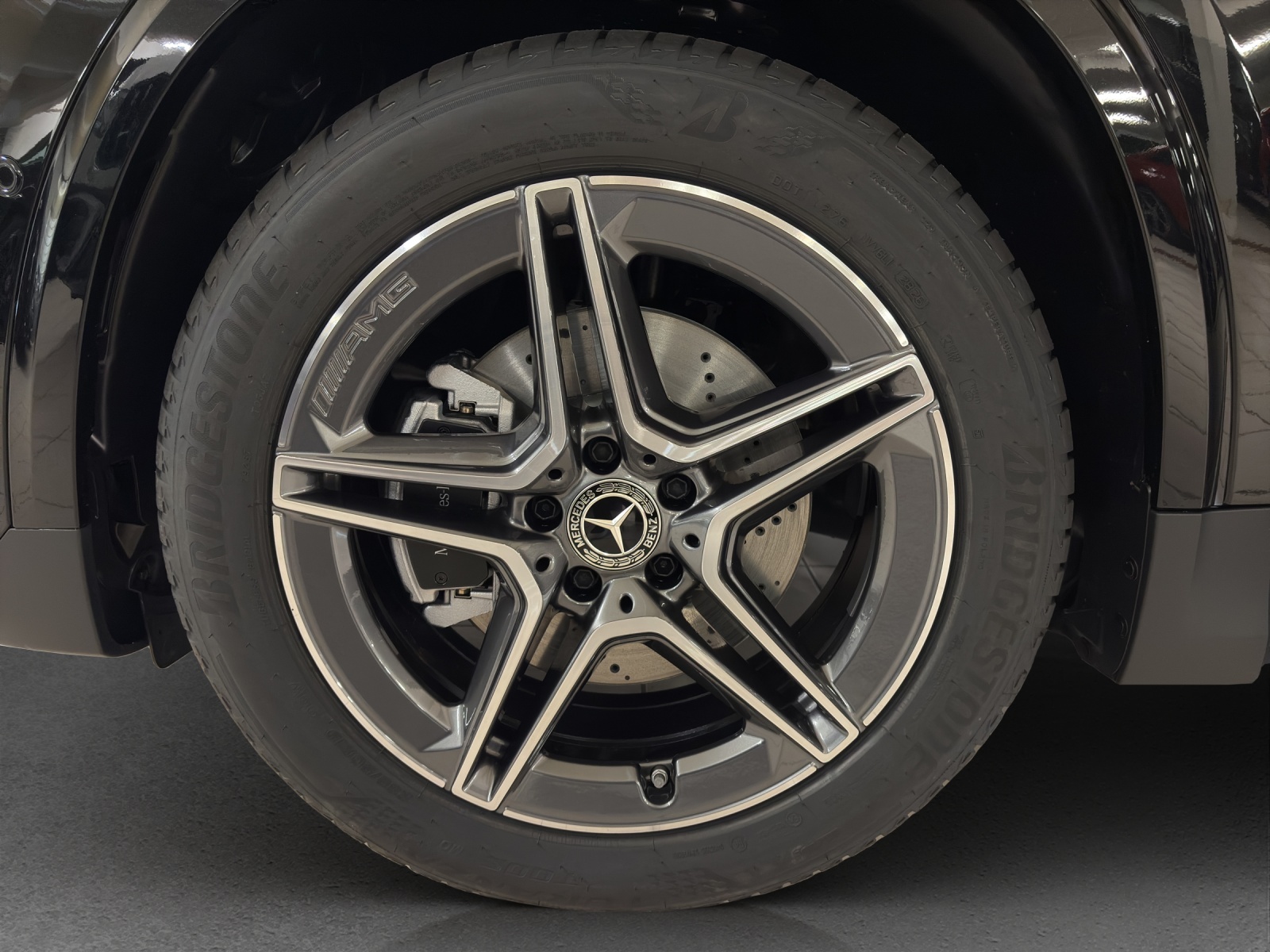 MERCEDES-BENZ GLA 220 4M-image-14
