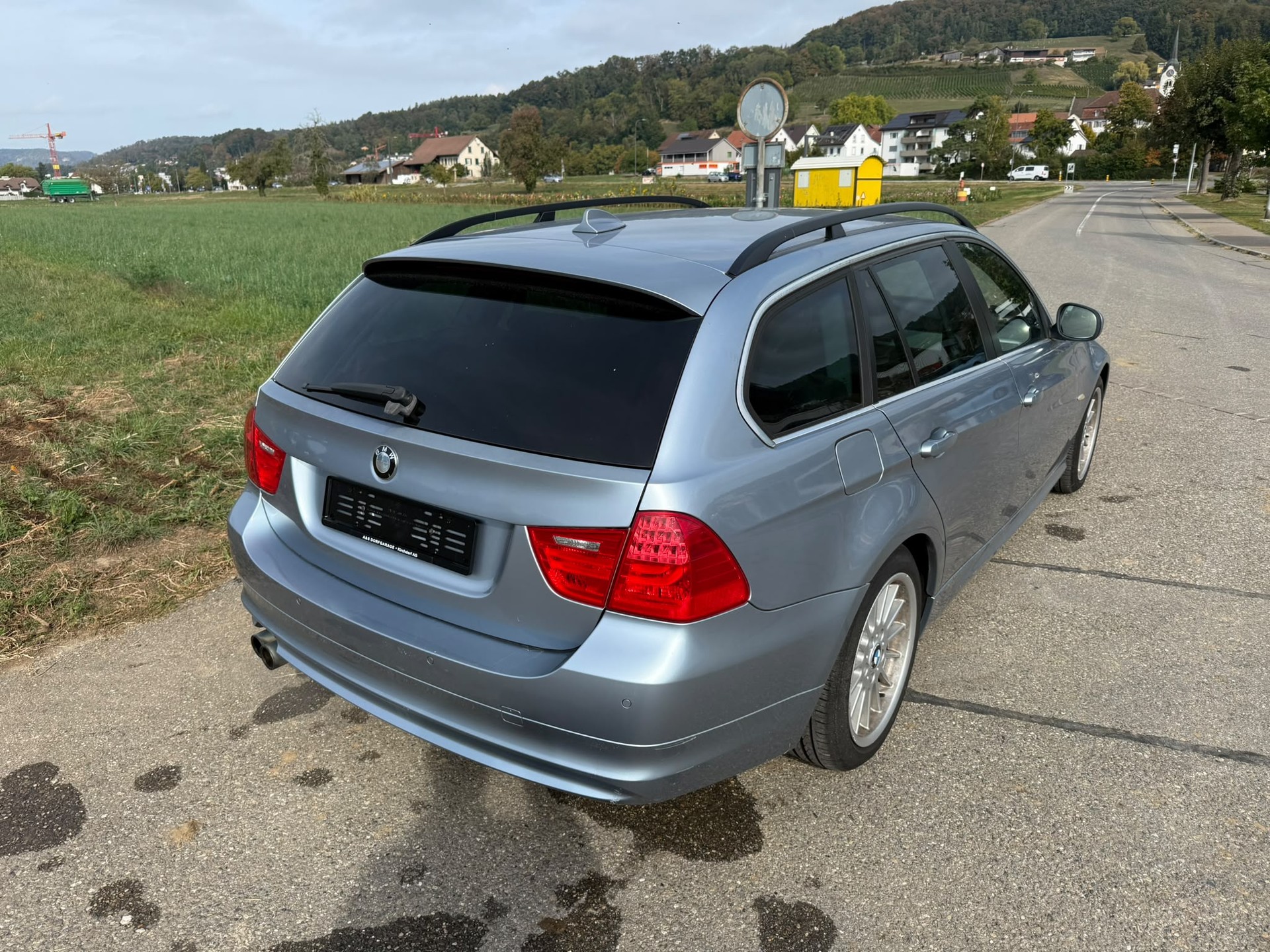 BMW 325i xDrive Touring Steptronic-image-4
