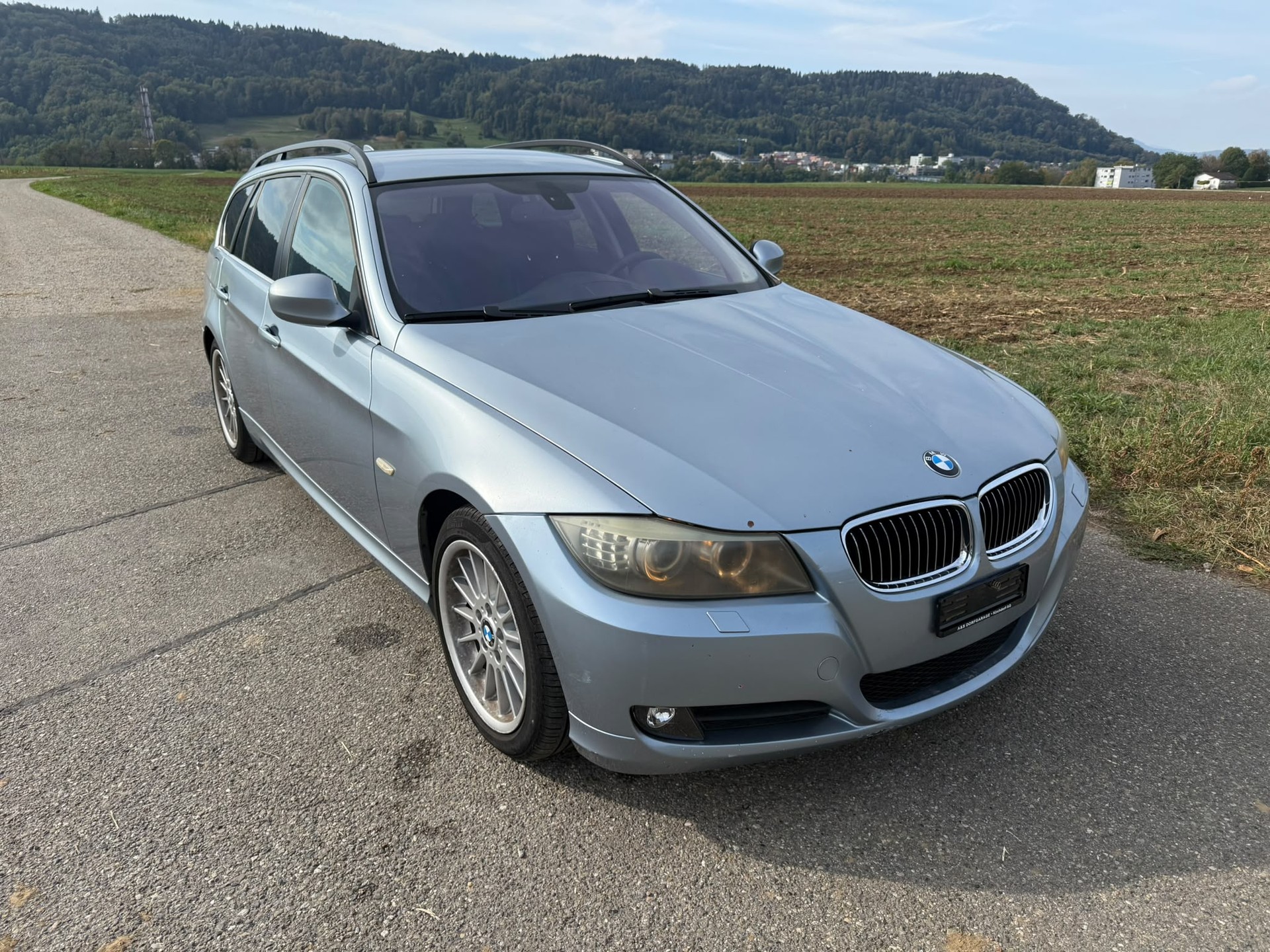 BMW 325i xDrive Touring Steptronic-image-7