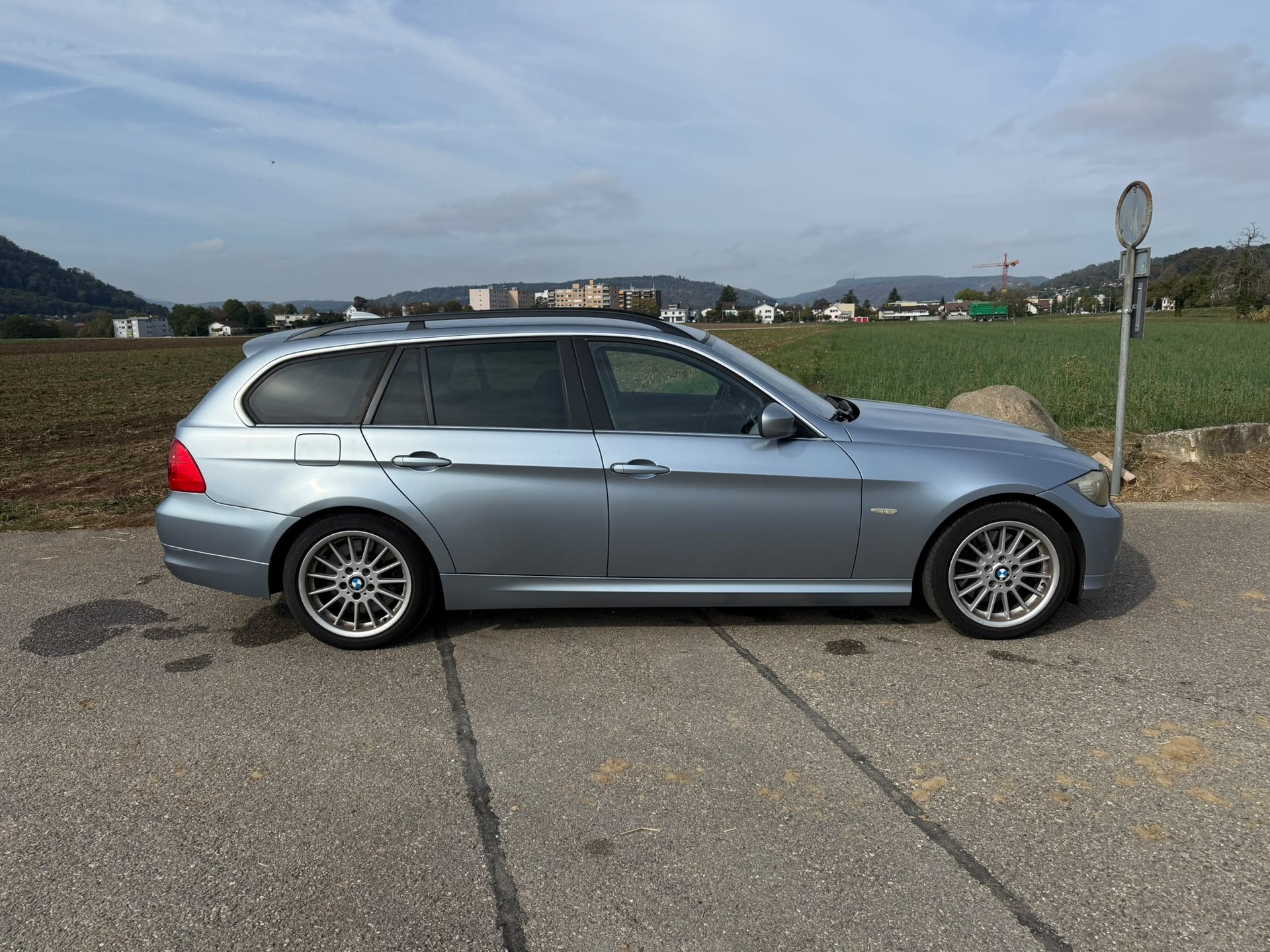 BMW 325i xDrive Touring Steptronic-image-5