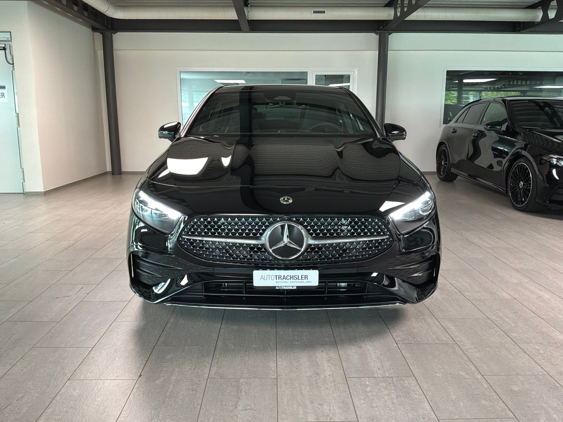 MERCEDES-BENZ A 250 4Matic 8G-DCT-image-1