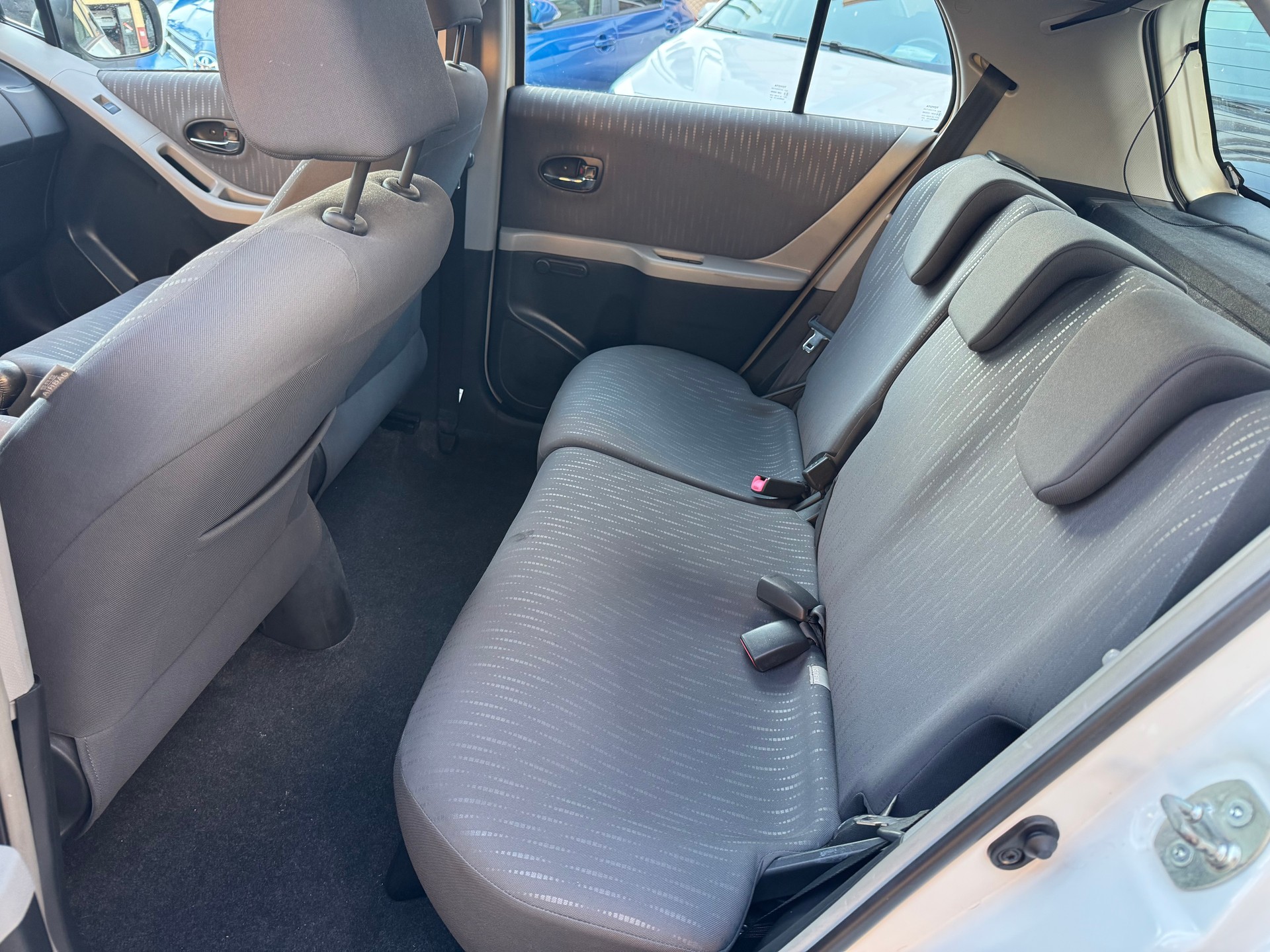 TOYOTA Yaris 1.33 Linea Sol Multimode-image-7