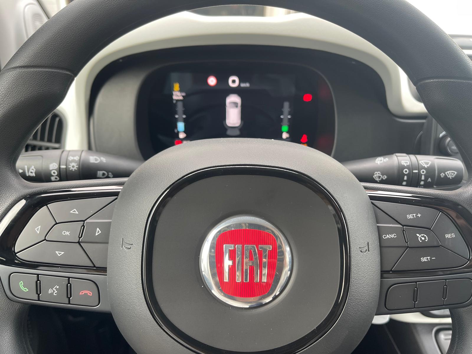 FIAT Pandina 1.0 Hybrid Cross-image-21