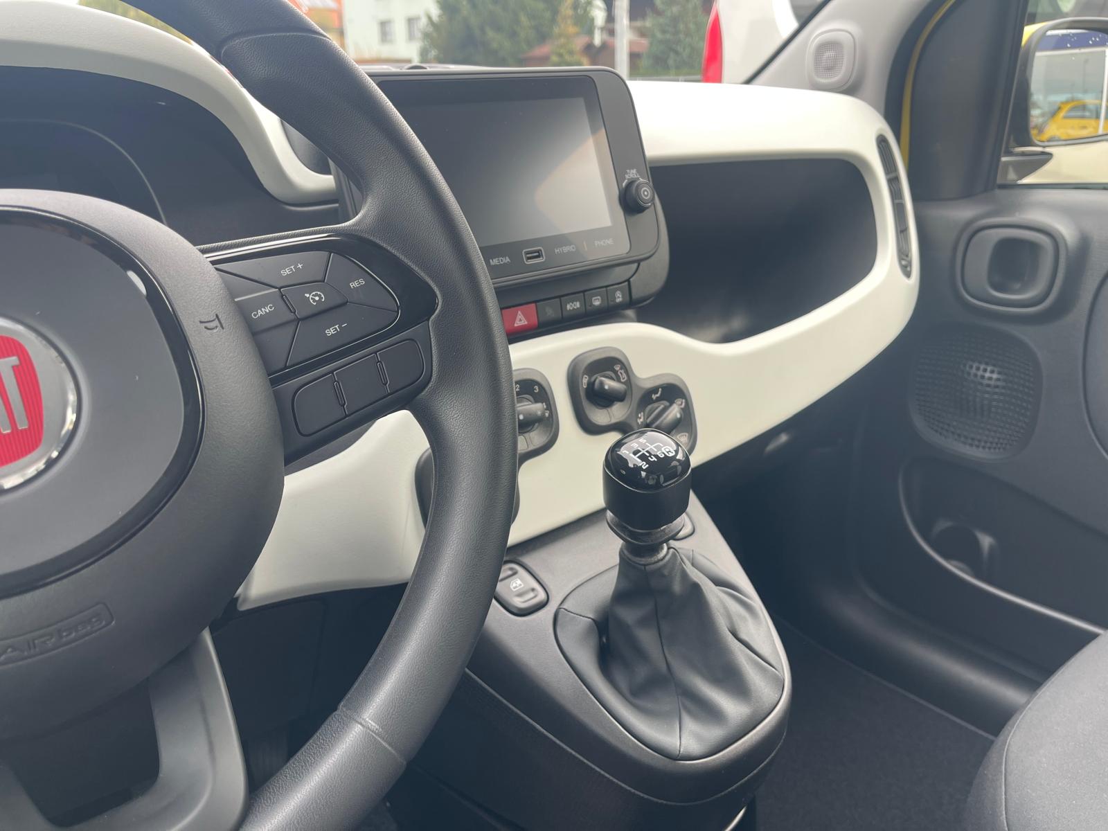 FIAT Pandina 1.0 Hybrid Cross-image-16