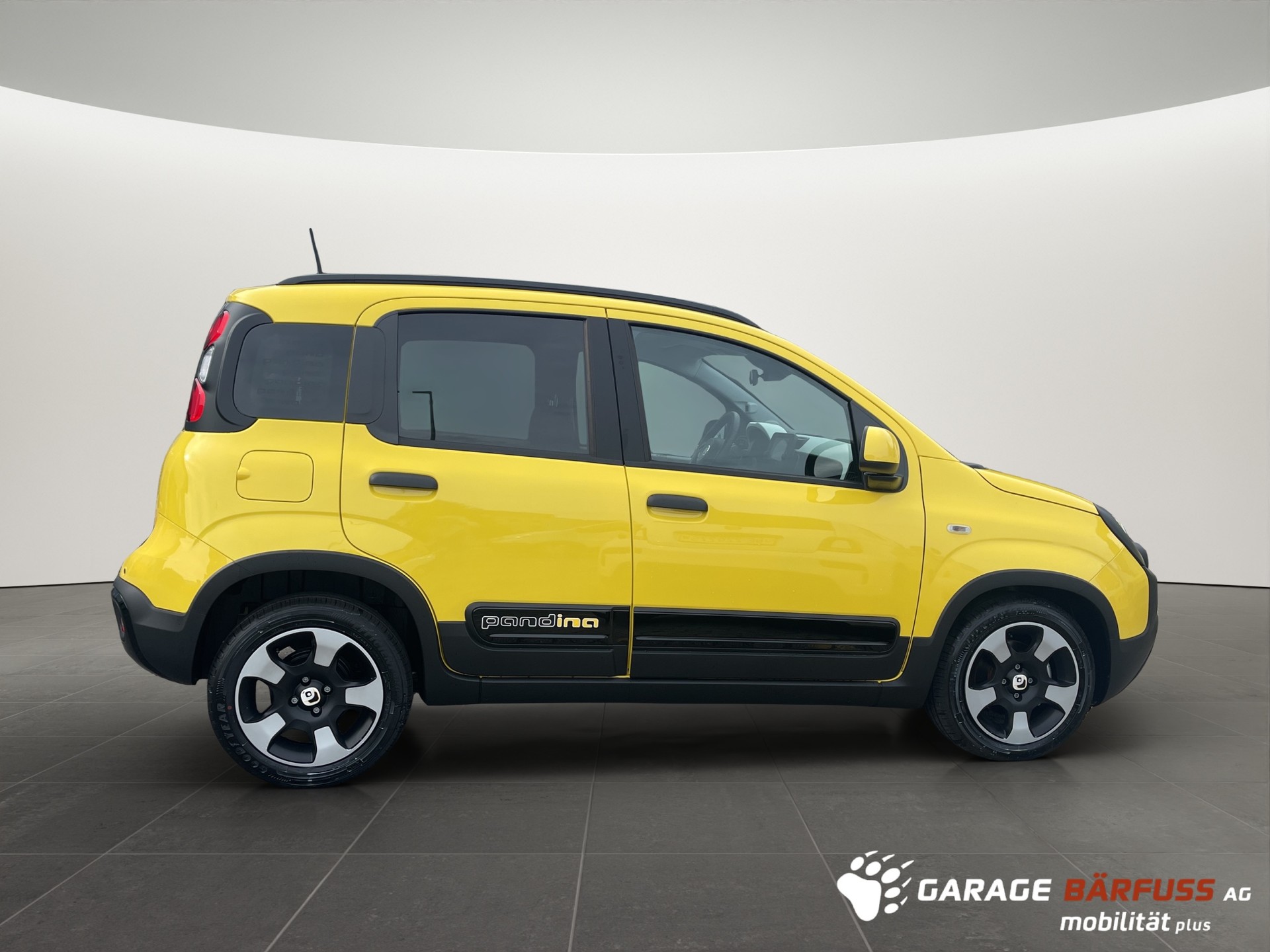 FIAT Pandina 1.0 Hybrid Cross-image-7