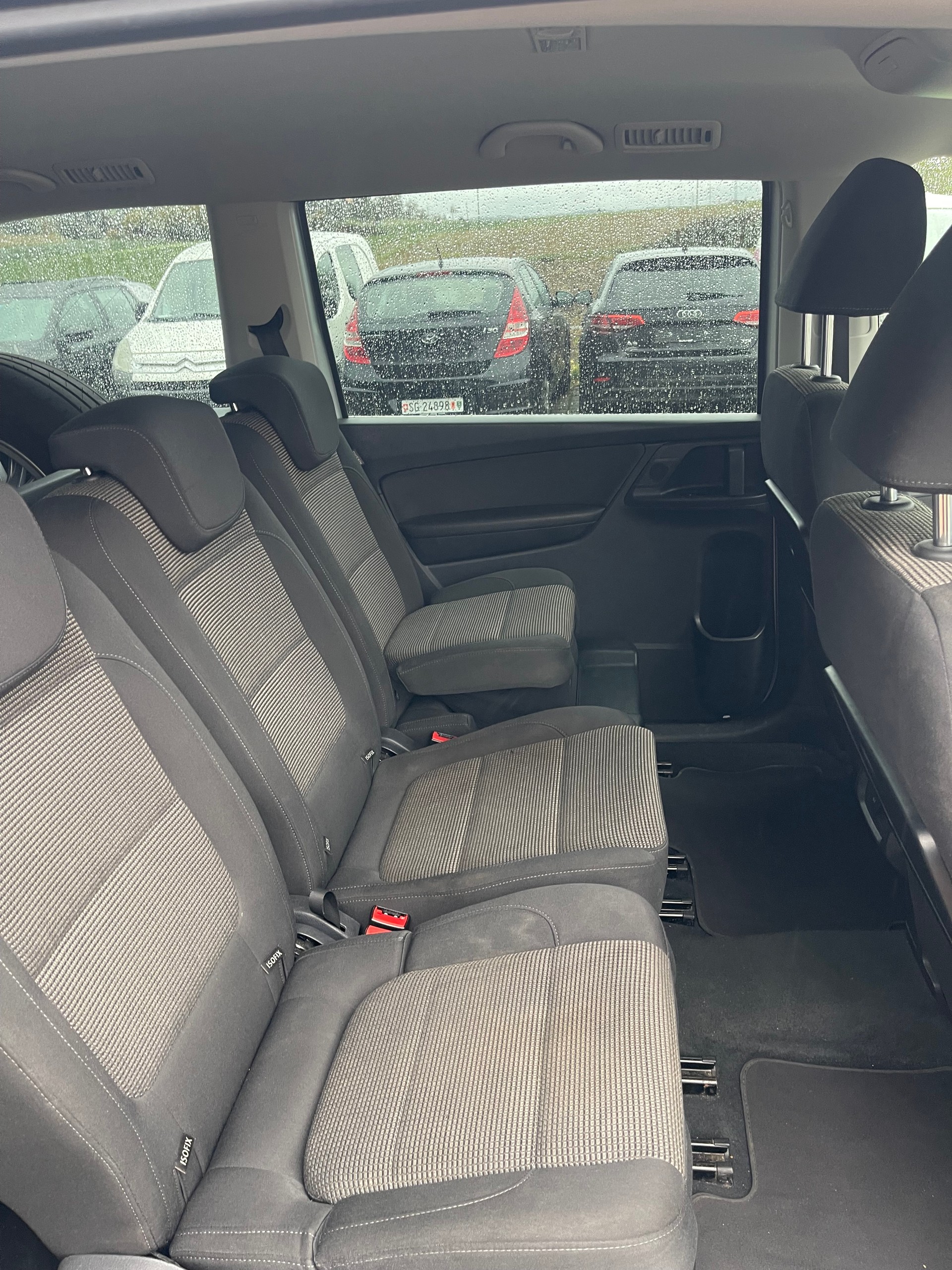 VW Sharan 2.0 TDI BlueMotion Technology Highline-image-4