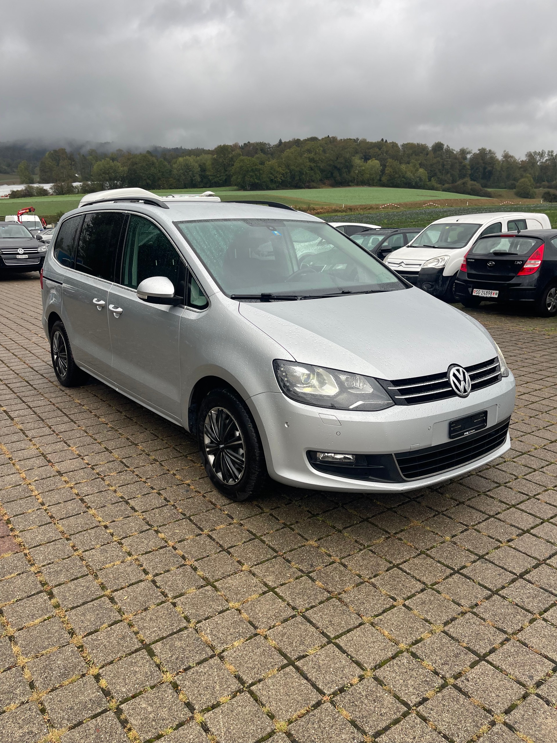 VW Sharan 2.0 TDI BlueMotion Technology Highline-image-2