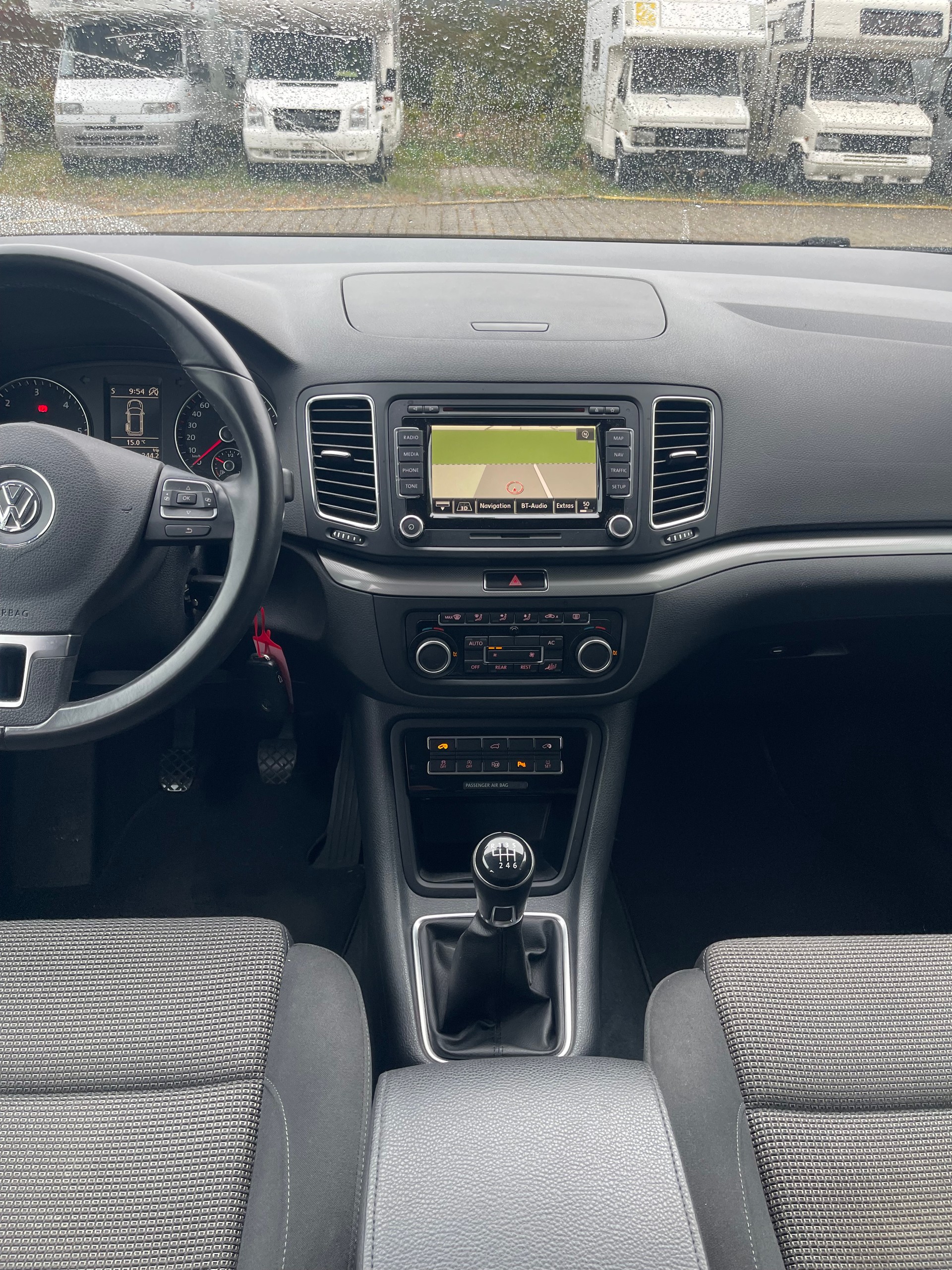 VW Sharan 2.0 TDI BlueMotion Technology Highline-image-10