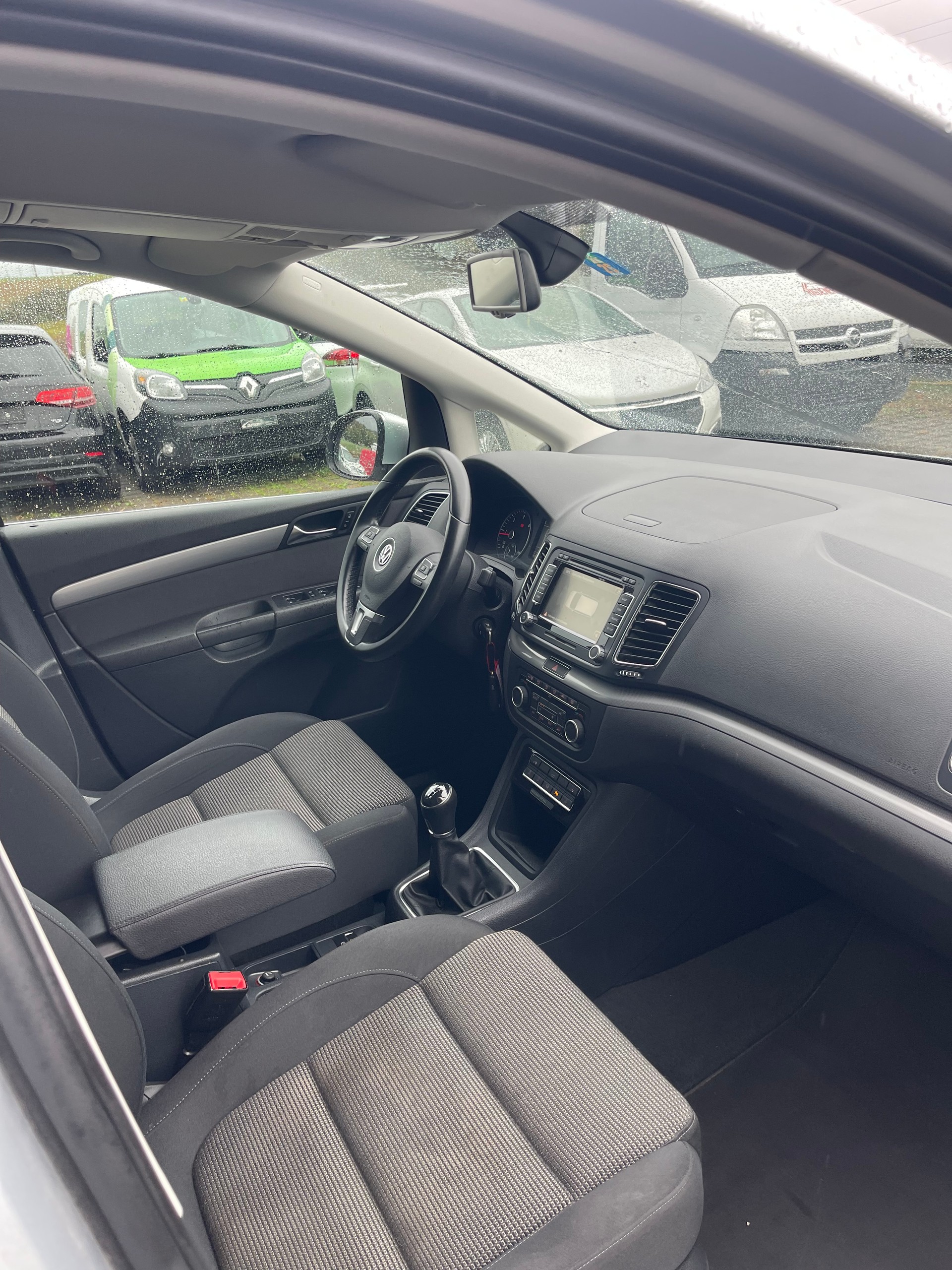 VW Sharan 2.0 TDI BlueMotion Technology Highline-image-3