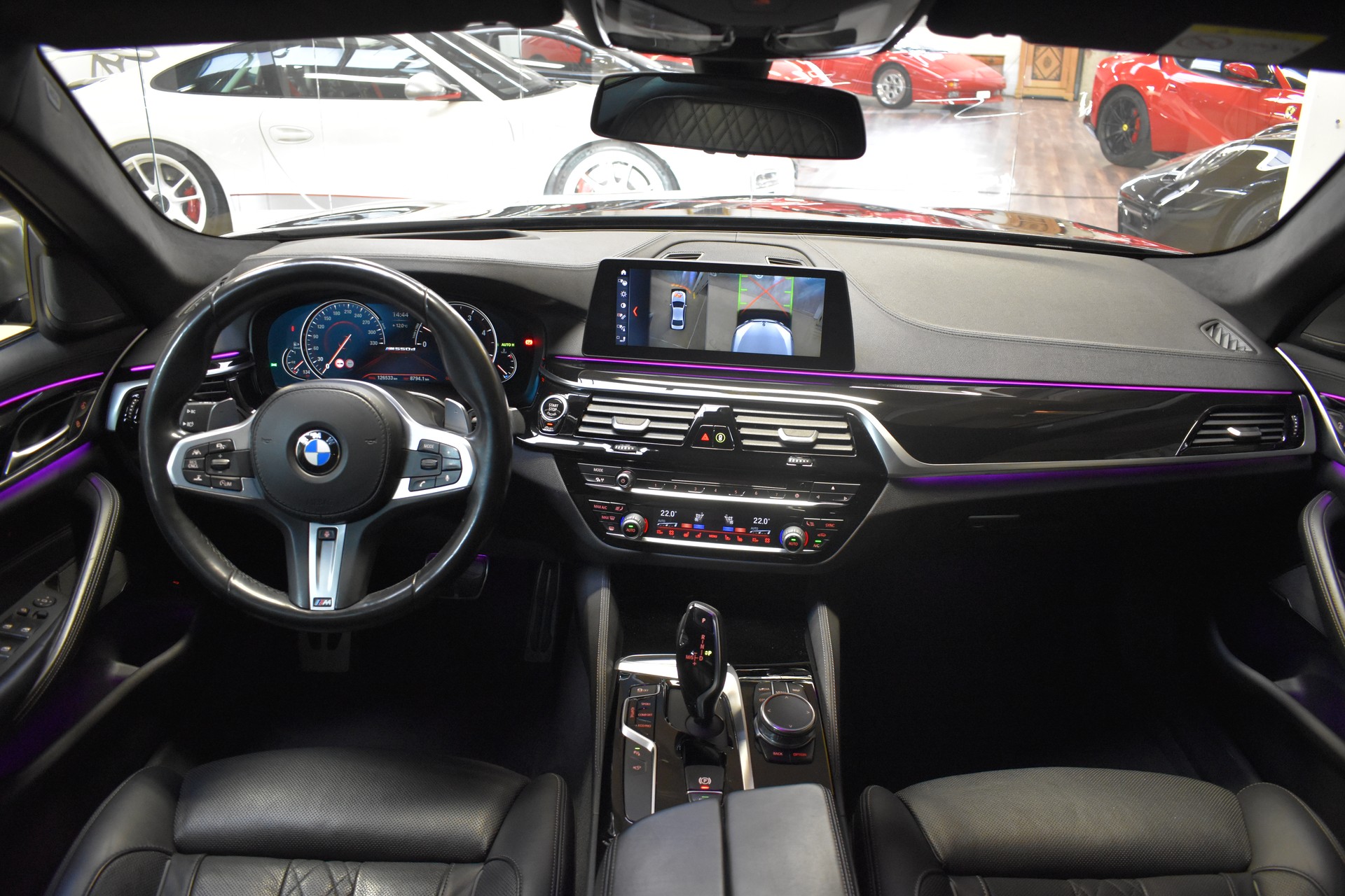 BMW M550d xDrive Steptronic-image-16