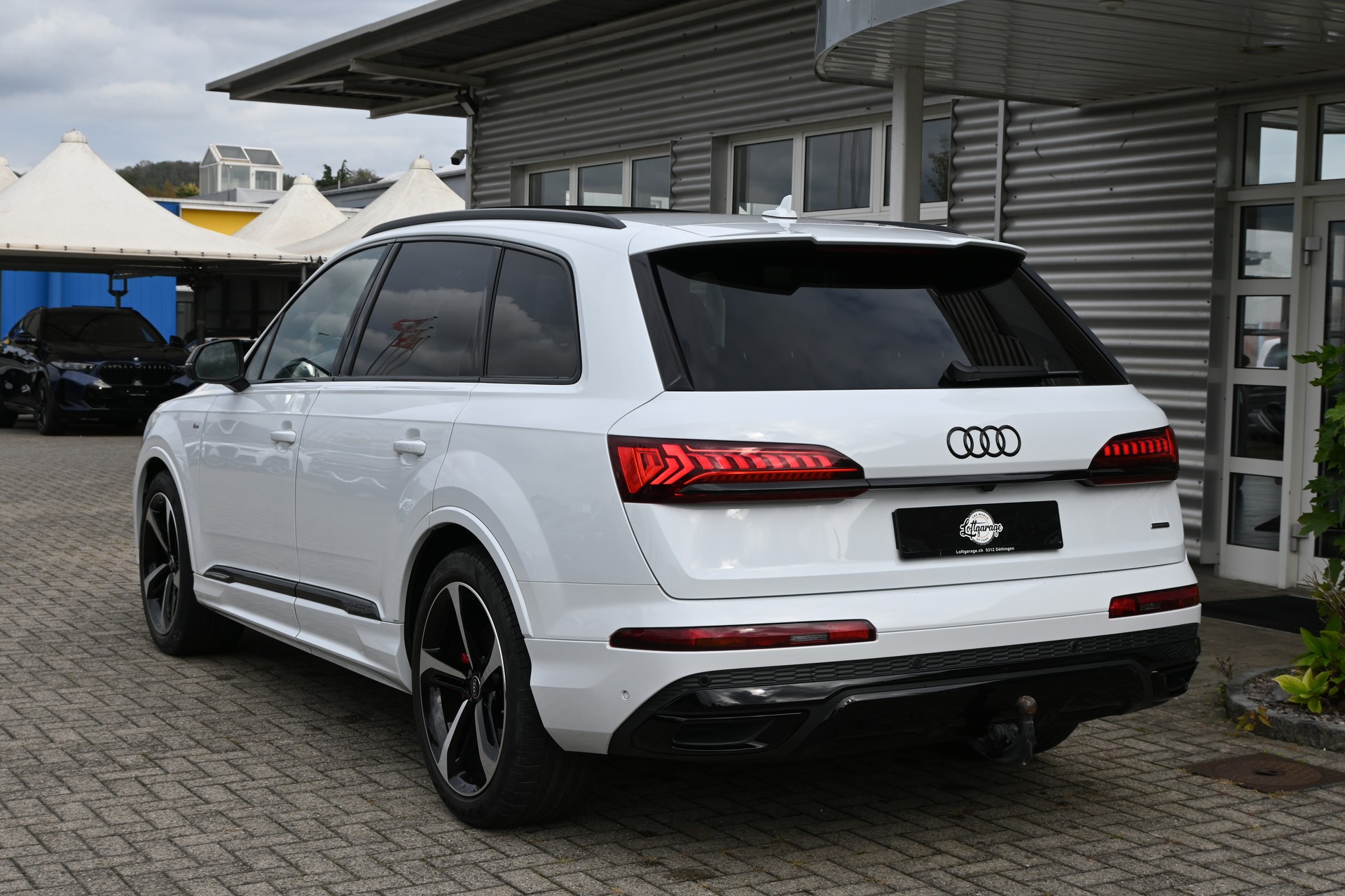 AUDI Q7 3.0 V6 55 TFSI S Line quattro tiptronic 7-Plätzer + AHK 3500kg-image-6