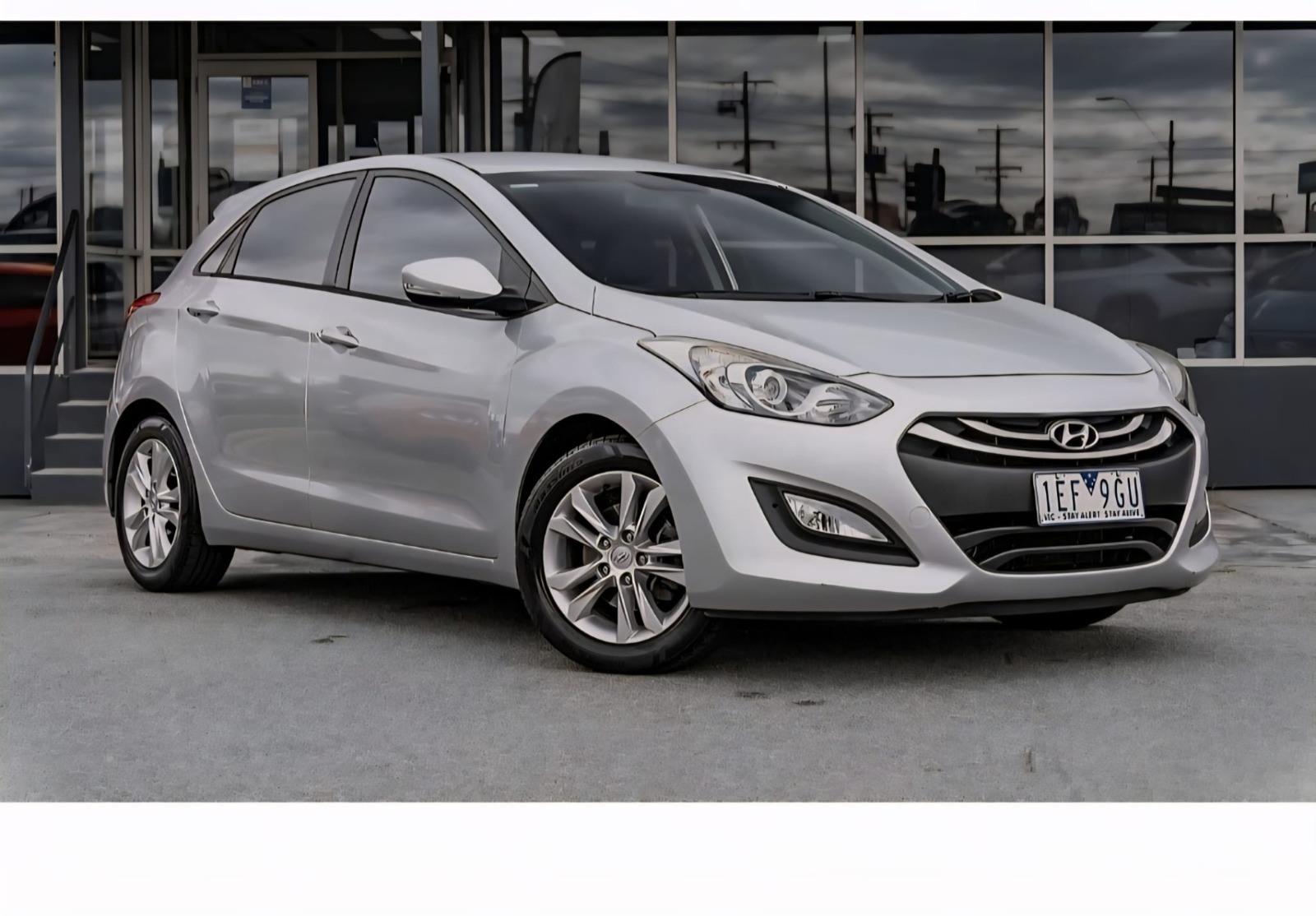 HYUNDAI 1.6 GDi Style-image-1