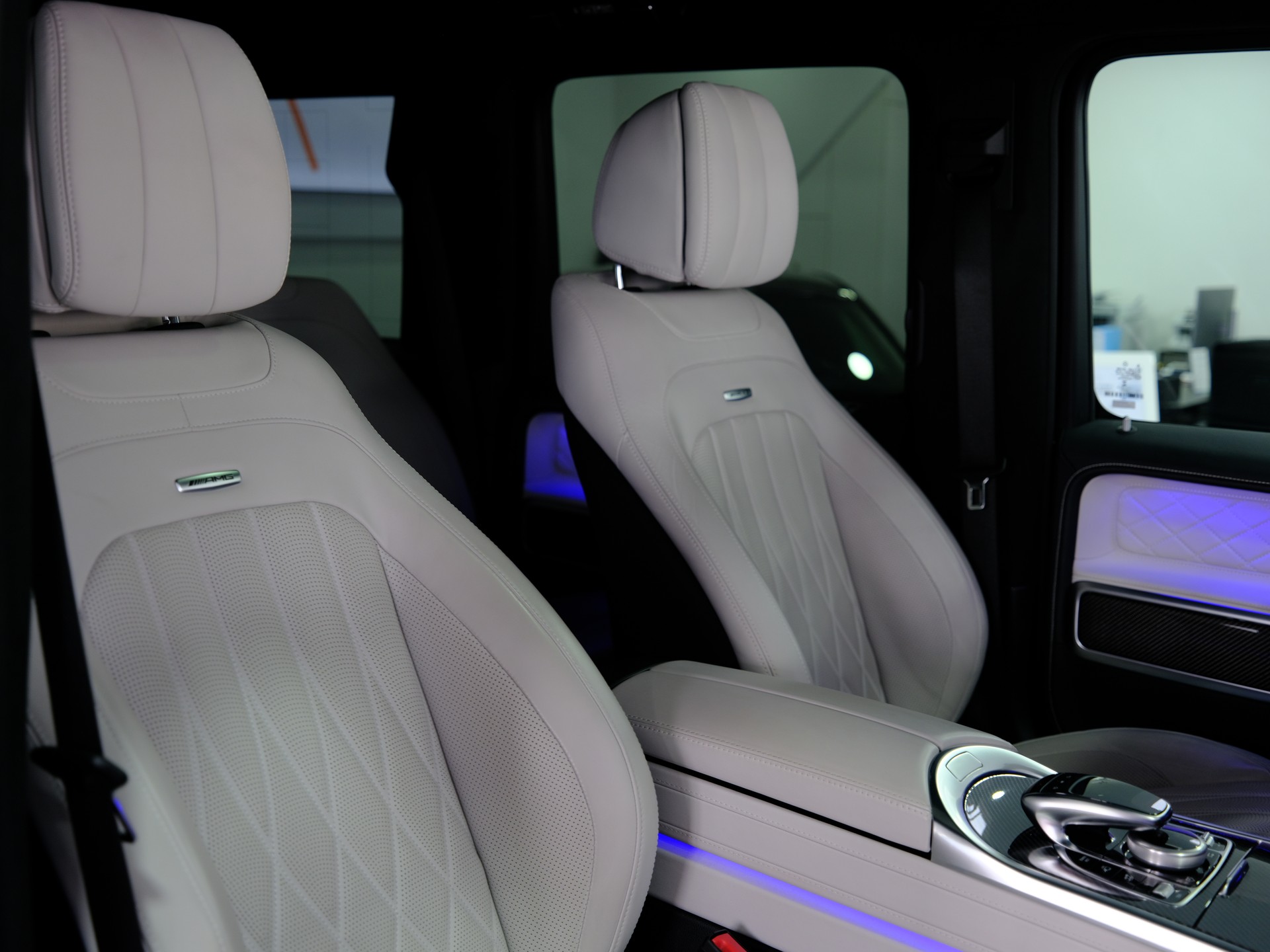 MERCEDES-BENZ G 63 AMG Speedshift Plus G-Tronic *Emerald Green* *360° Kamera*-image-23