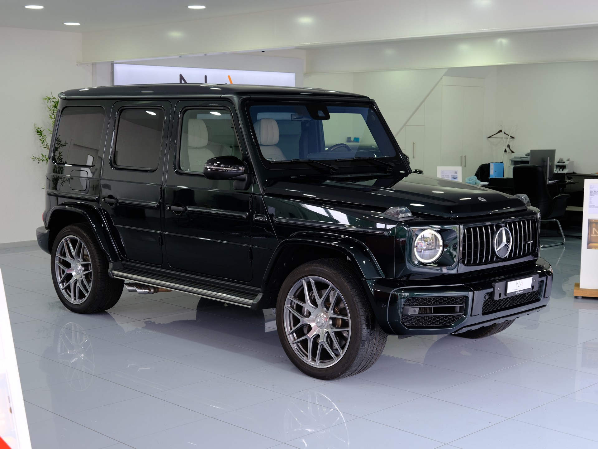 MERCEDES-BENZ G 63 AMG Speedshift Plus G-Tronic *Emerald Green* *360° Kamera*-image-15