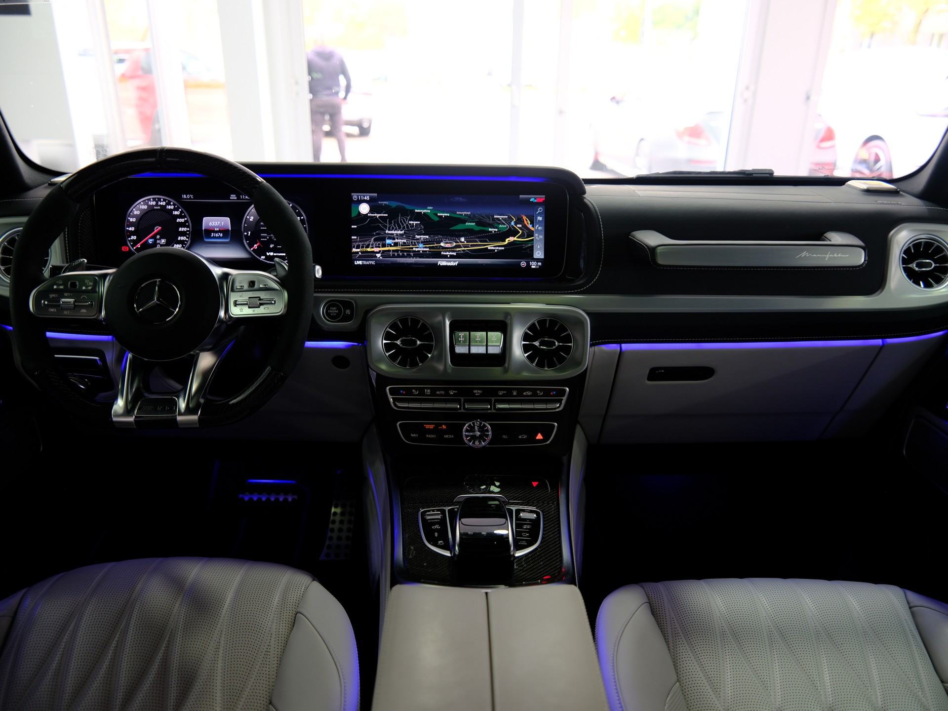 MERCEDES-BENZ G 63 AMG Speedshift Plus G-Tronic *Emerald Green* *360° Kamera*-image-33