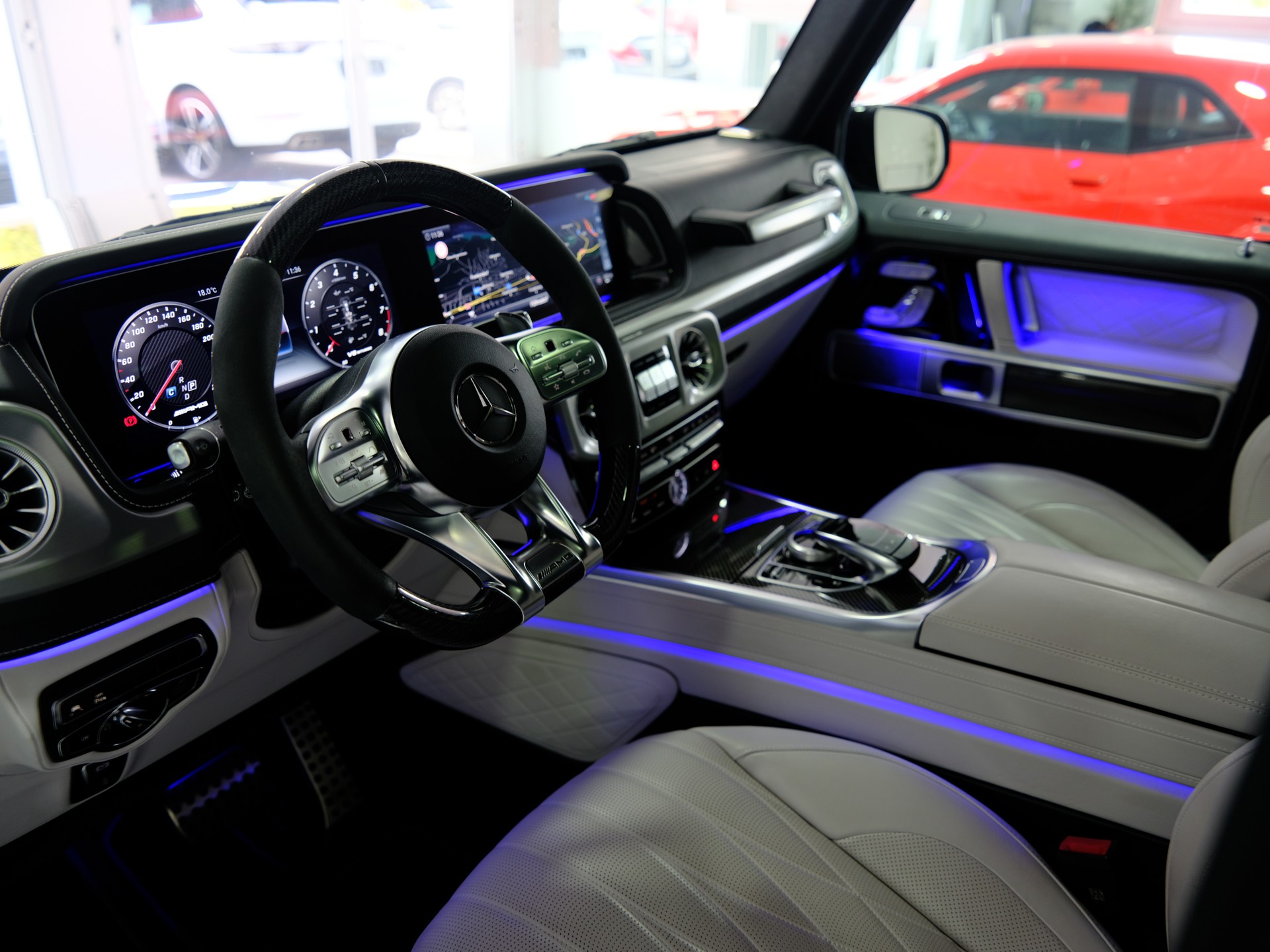 MERCEDES-BENZ G 63 AMG Speedshift Plus G-Tronic *Emerald Green* *360° Kamera*-image-17