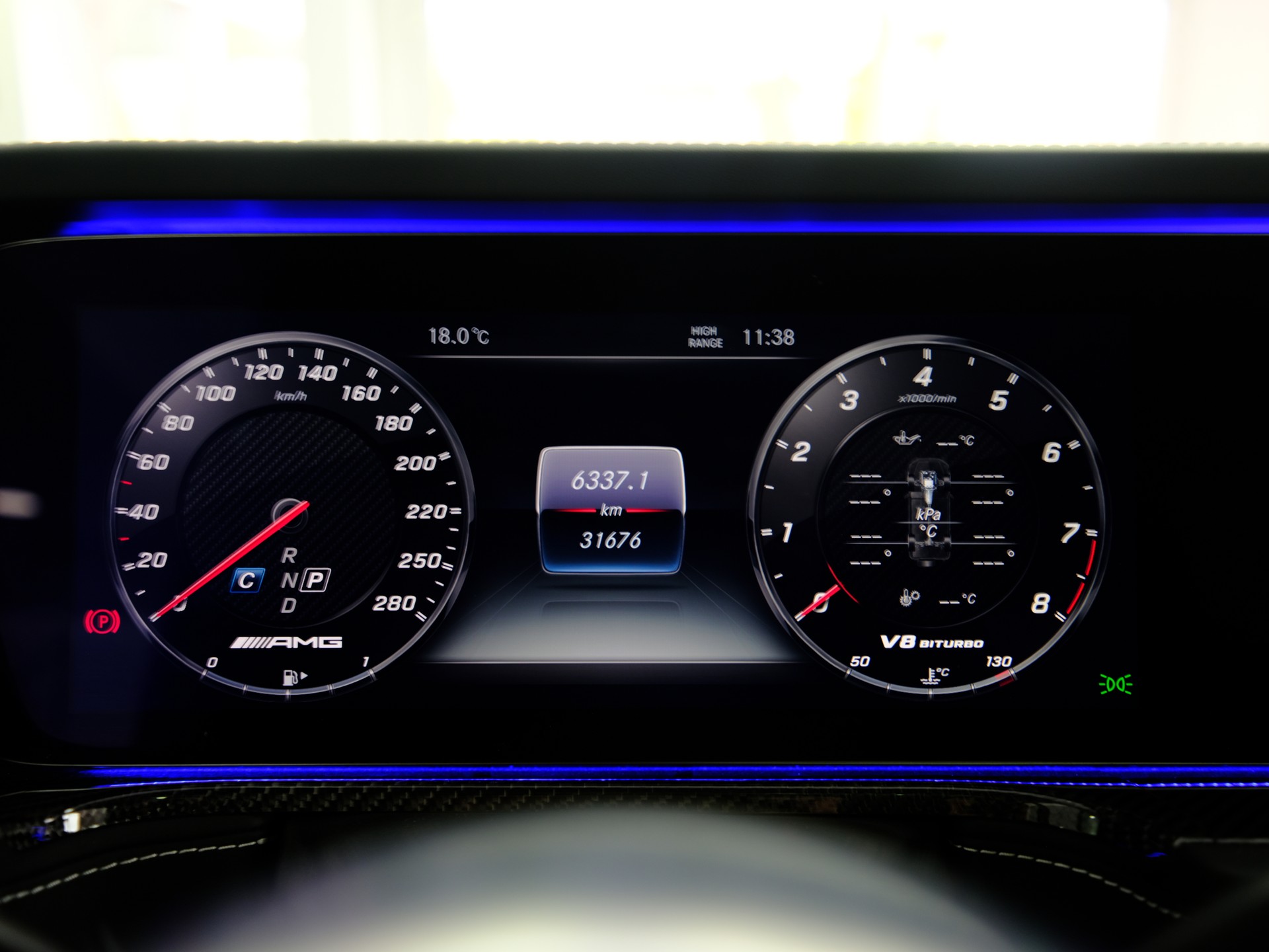 MERCEDES-BENZ G 63 AMG Speedshift Plus G-Tronic *Emerald Green* *360° Kamera*-image-31
