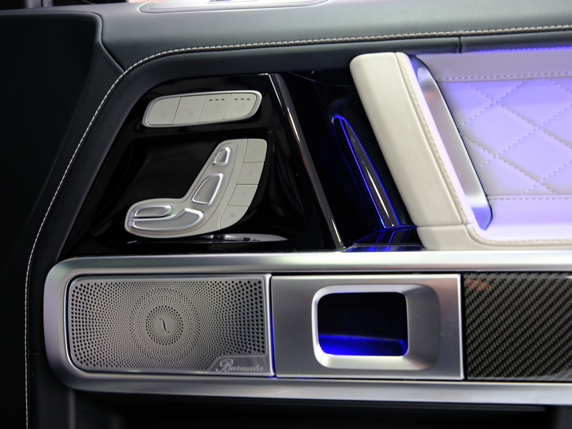 MERCEDES-BENZ G 63 AMG Speedshift Plus G-Tronic *Emerald Green* *360° Kamera*-image-26