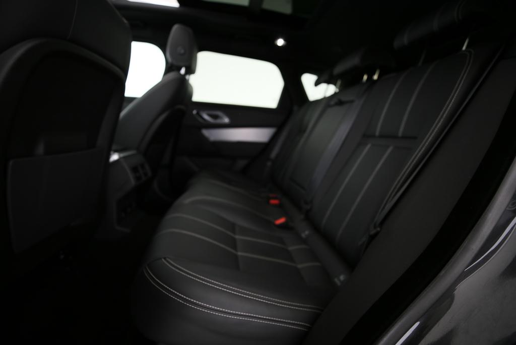 LAND ROVER Range Rover Velar 2.0 T R-Dynamic S-image-8