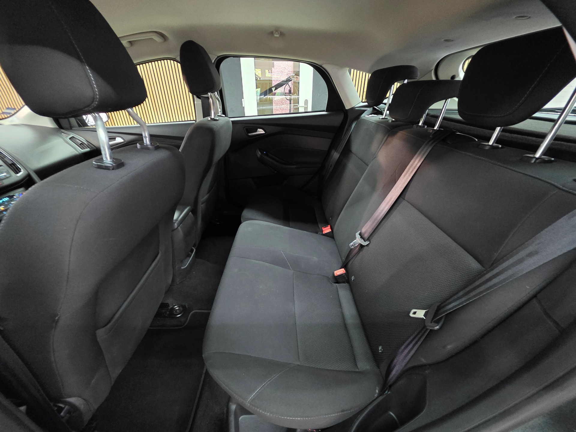 FORD Focus 1.0 SCTi Business-image-14