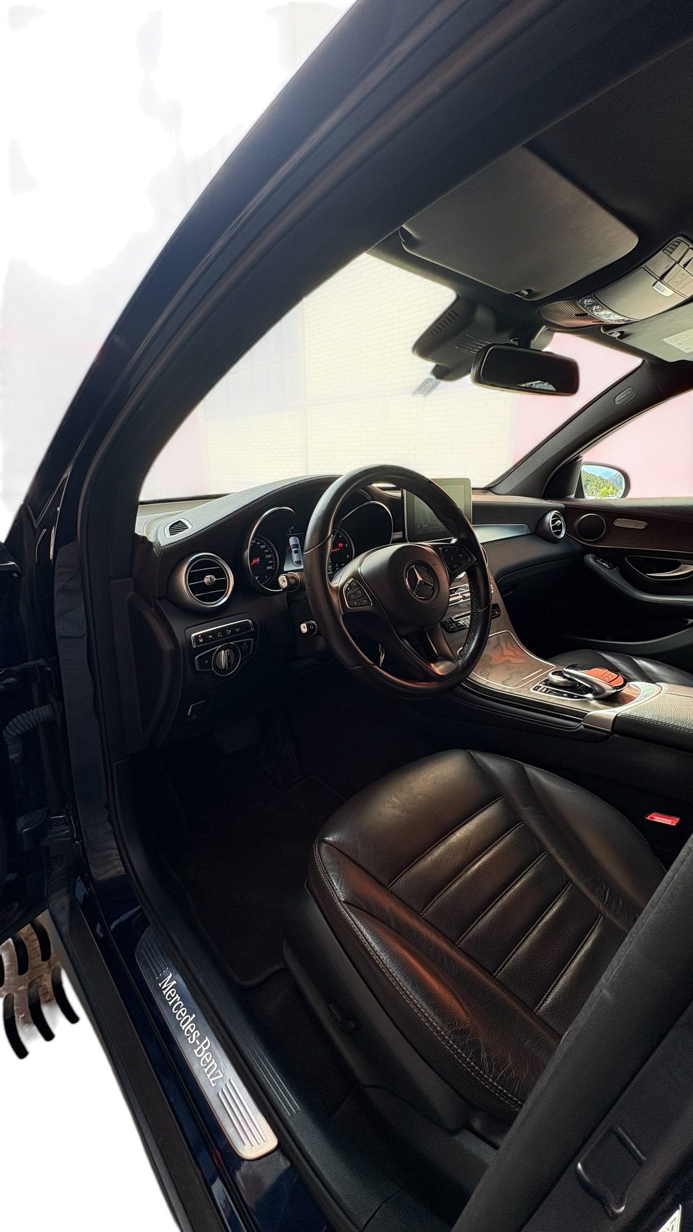 MERCEDES-BENZ GLC Coupé 350 d Exclusive 4Matic 9G-Tronic-image-6