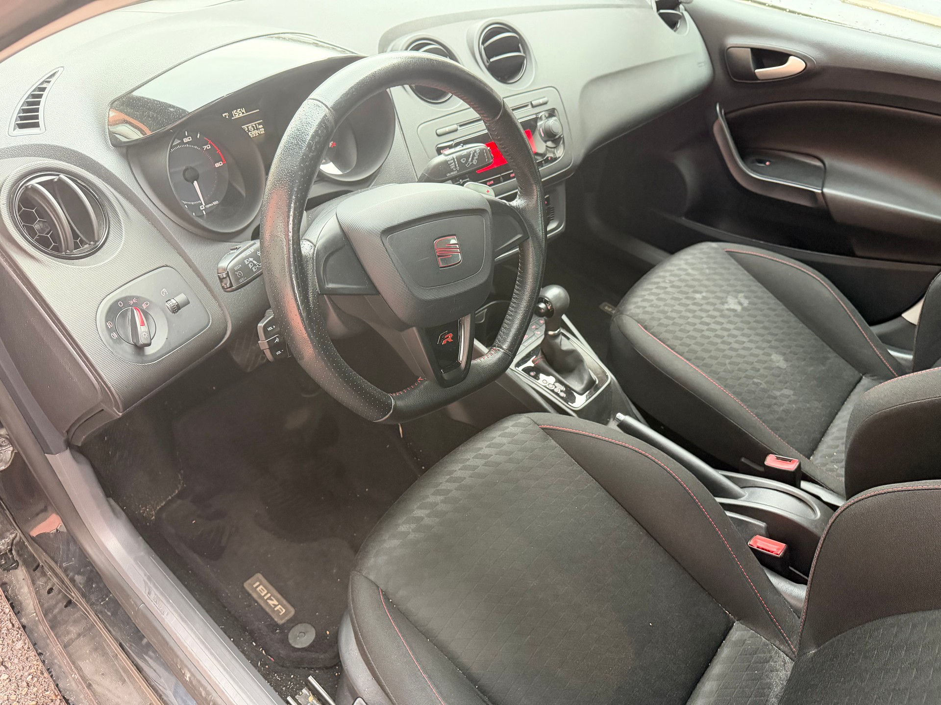 SEAT Ibiza 1.4 TSI FR-image-8