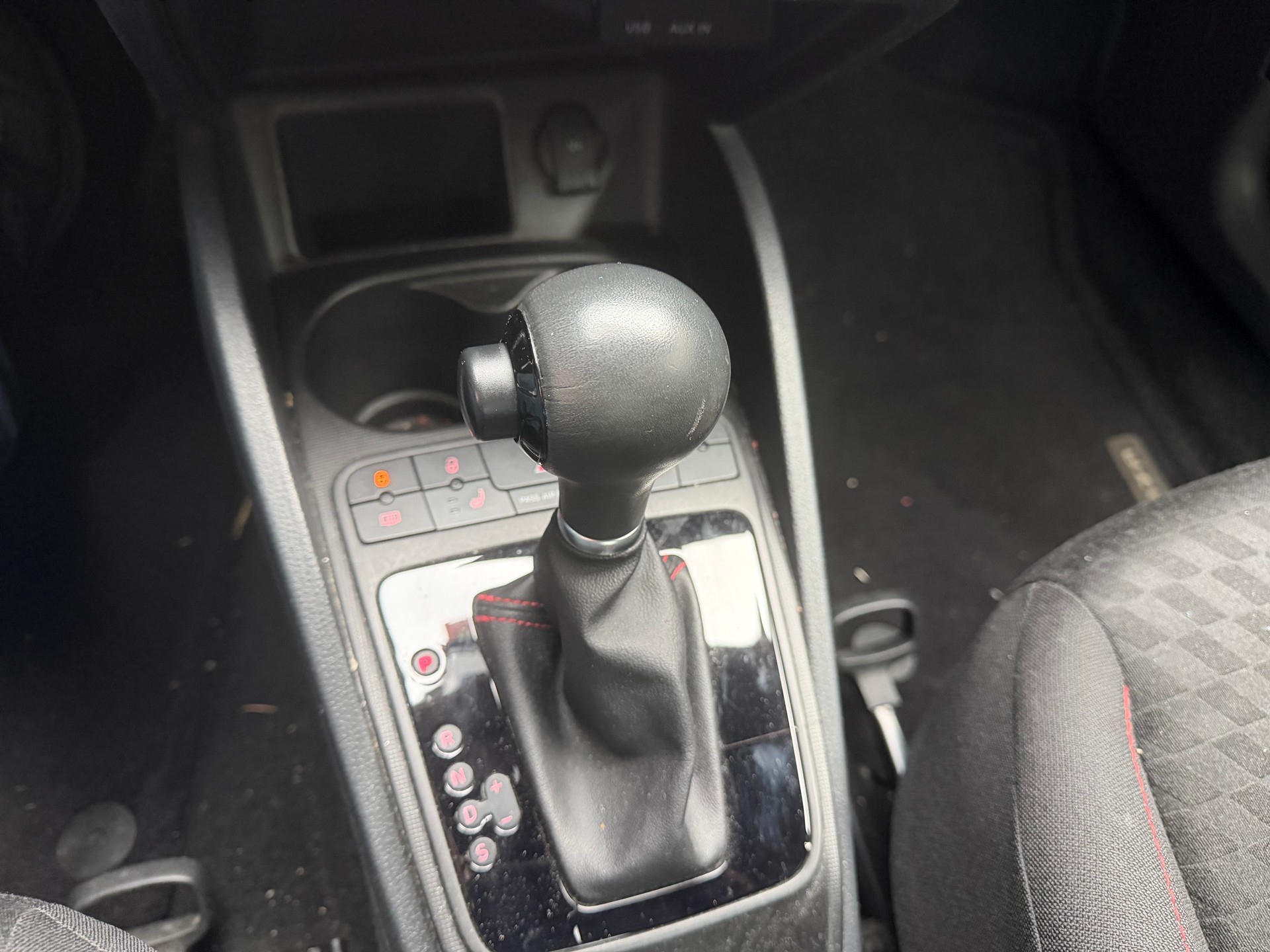 SEAT Ibiza 1.4 TSI FR-image-7