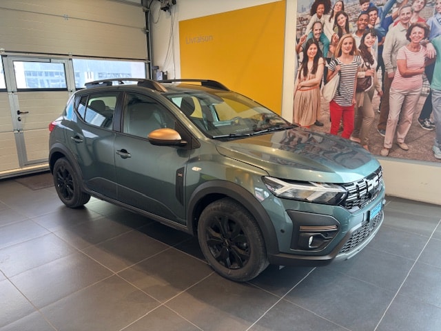 DACIA Sandero Stepway TCe 110 Extreme-image-0