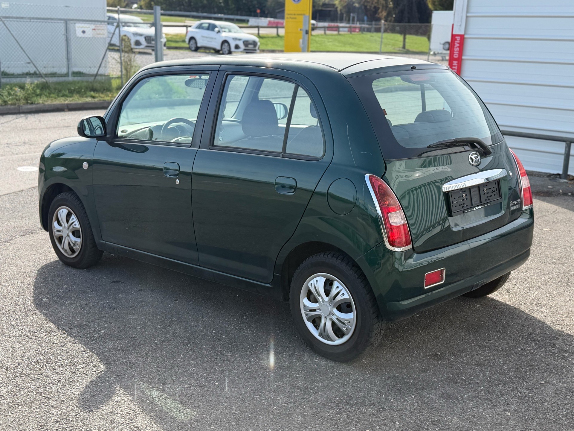 DAIHATSU Trevis 1.0-image-6