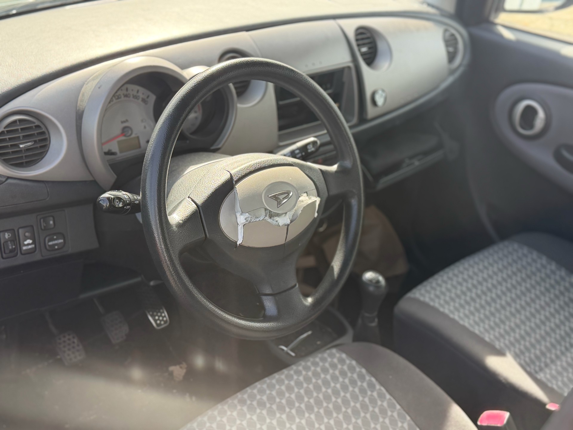 DAIHATSU Trevis 1.0-image-7