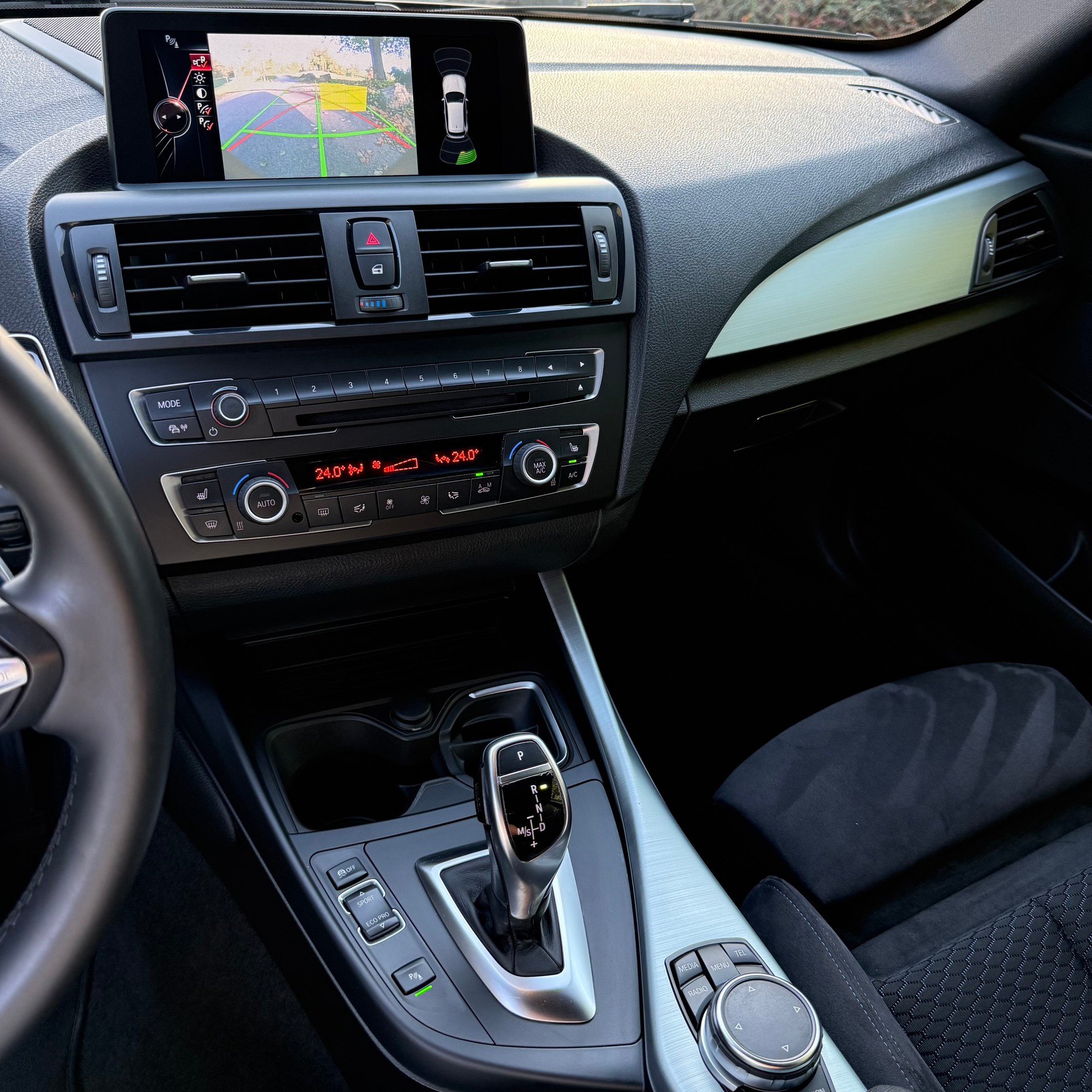 BMW M135i xDrive Steptronic-image-9